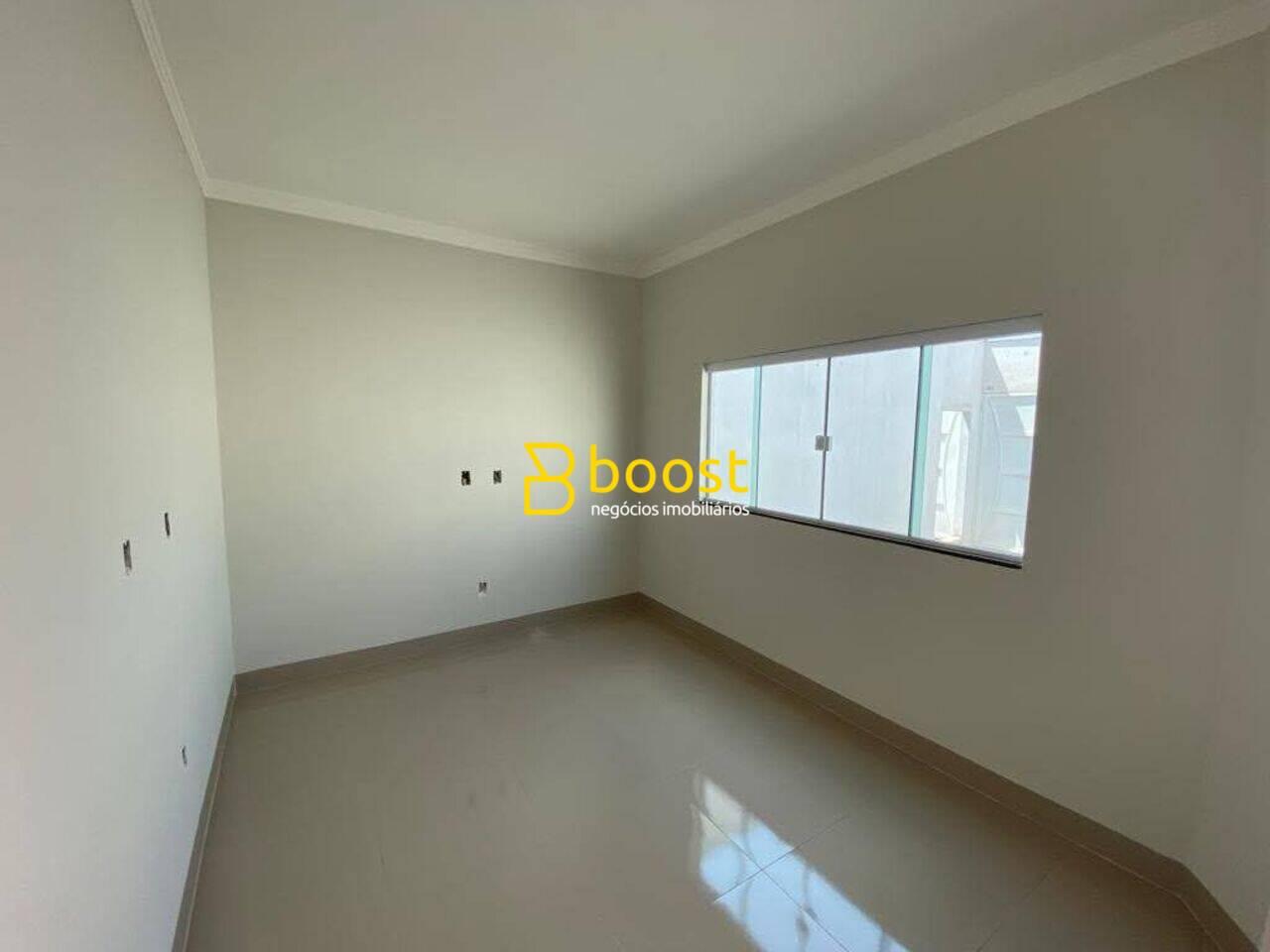 Casa com 3 dormitórios à venda, 78 m² por R$ 410.000 - Novo Mundo - Uberlândia/MG, foto 2