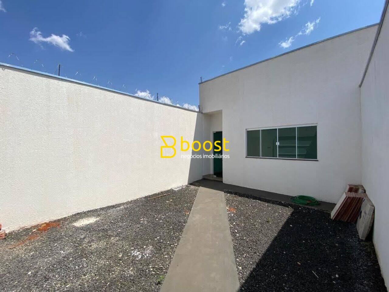 Casa com 3 dormitórios à venda, 78 m² por R$ 410.000 - Novo Mundo - Uberlândia/MG, foto 3