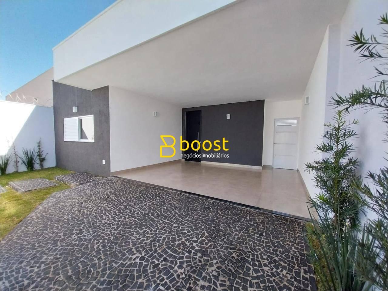 Casa com 3 dormitórios à venda, 165 m² por R$ 840.000 - Jardim Veneza - Uberlândia/MG