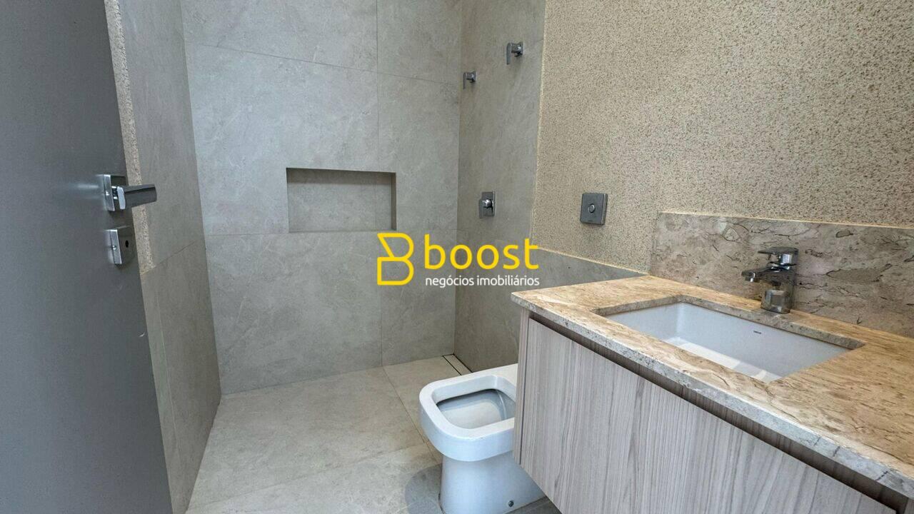 Casa com 3 dormitórios à venda, 265 m² por R$ 3.200.000,00 - Jardim Versailles - Uberlândia/MG, foto 2