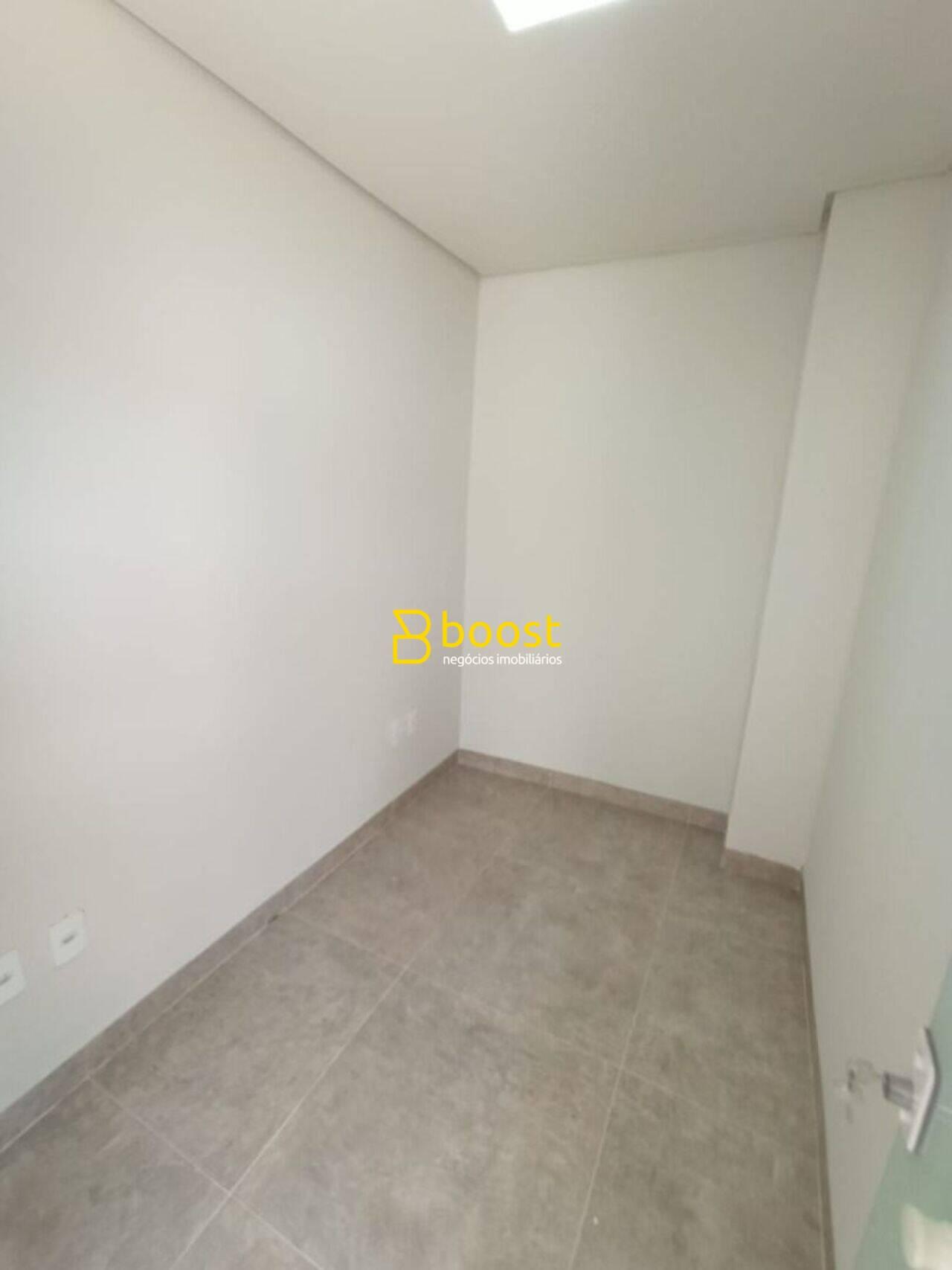 Casa com 3 quartos, 114 m², à venda por R$ 850.000 - Santa Mônica - Uberlândia/MG, foto 4