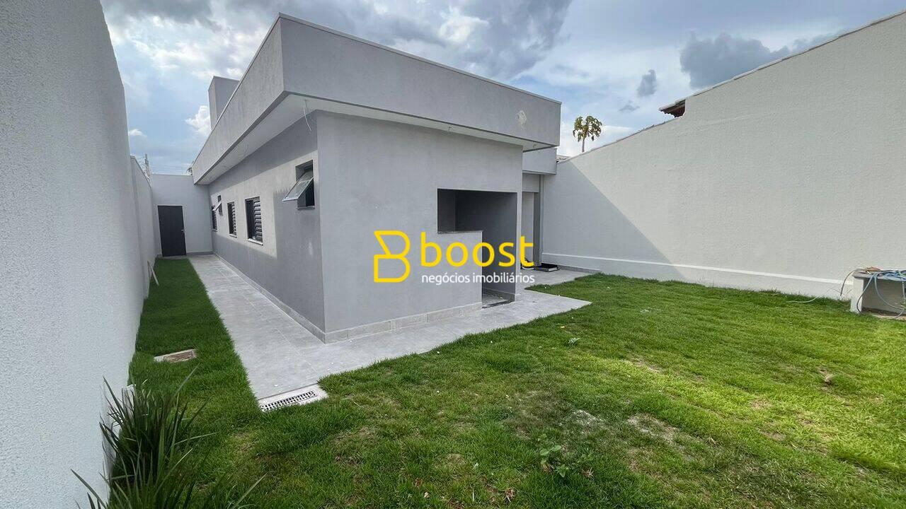 Casa com 3 dormitórios à venda, 145 m² por R$ 780.000,00 - Shopping Park - Uberlândia/MG, foto 3