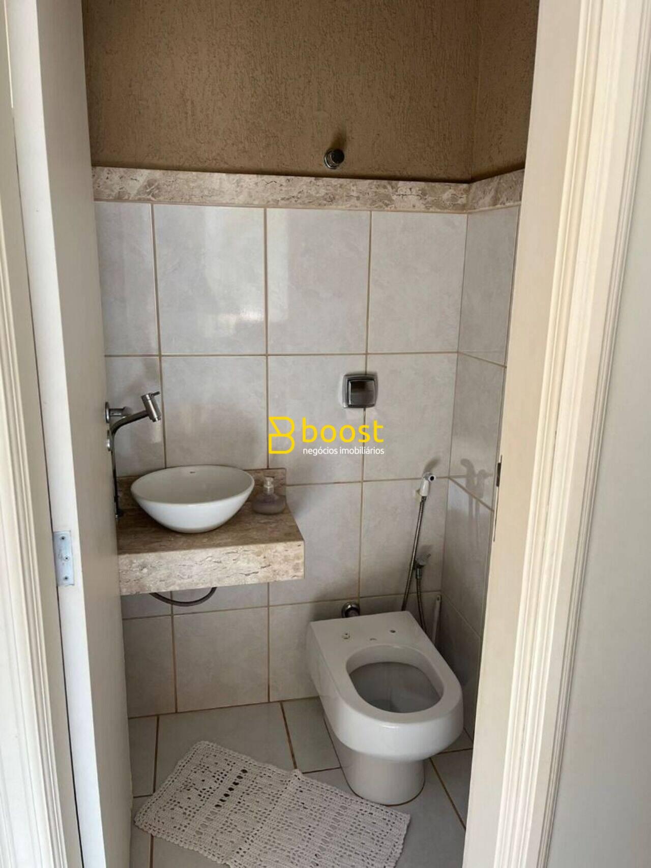 Casa à venda, 190 m² por R$ 740.000,00 - Chácaras Tubalina E Quartel - Uberlândia/MG, foto 4
