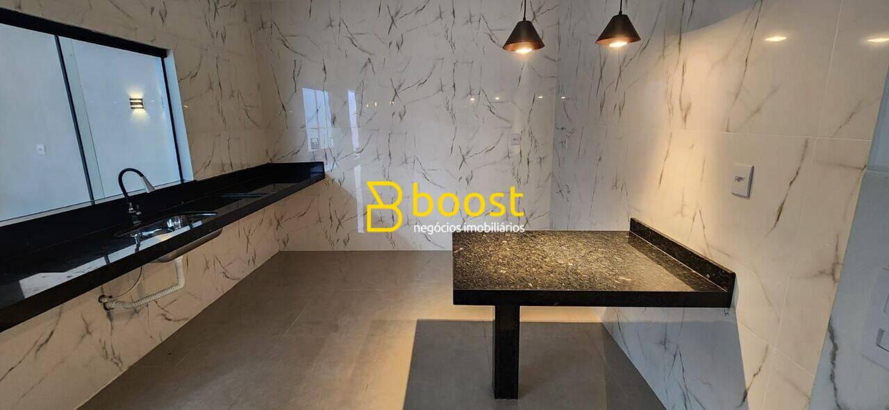 Casa com 3 dormitórios à venda, 200 m² por R$ 800.000,00 - Jardim Botânico - Uberlândia/MG, foto 2