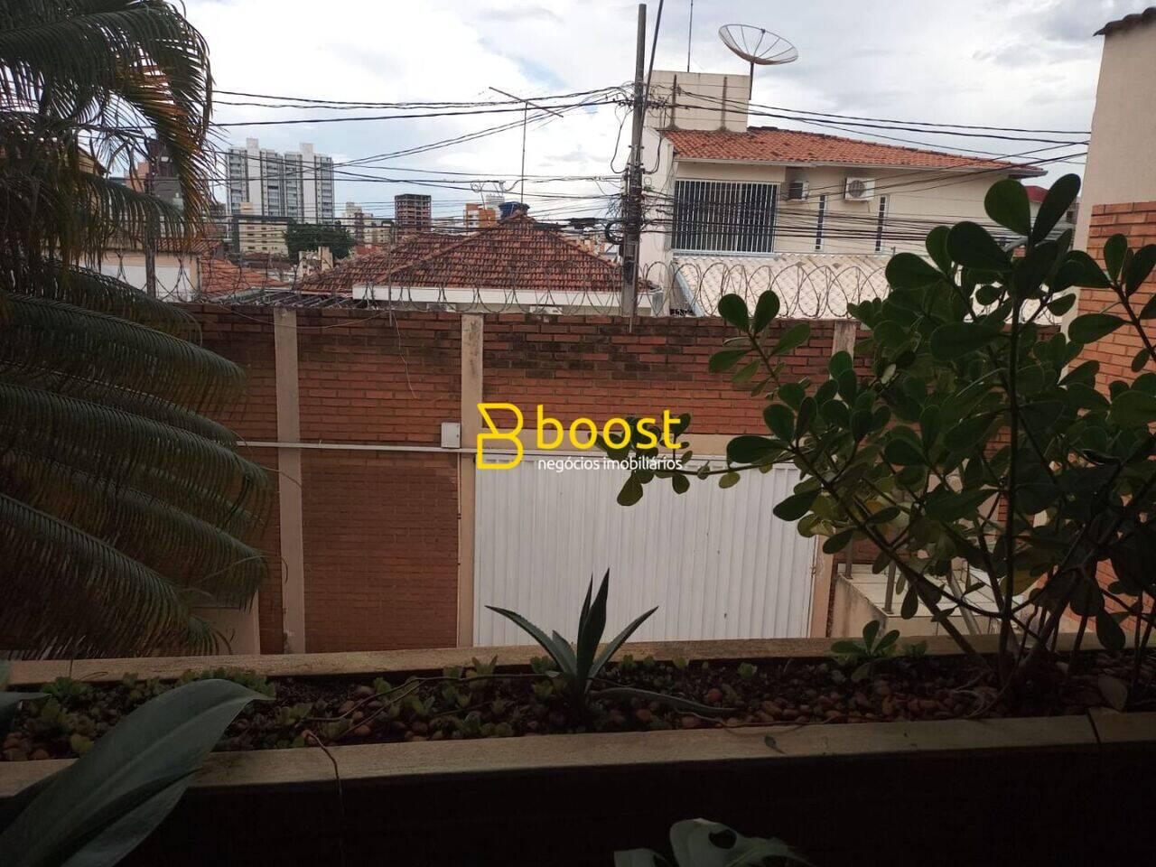 Casa com 3 quartos, 244 m², à venda por R$ 750.000 - Cazeca - Uberlândia/MG, foto 2