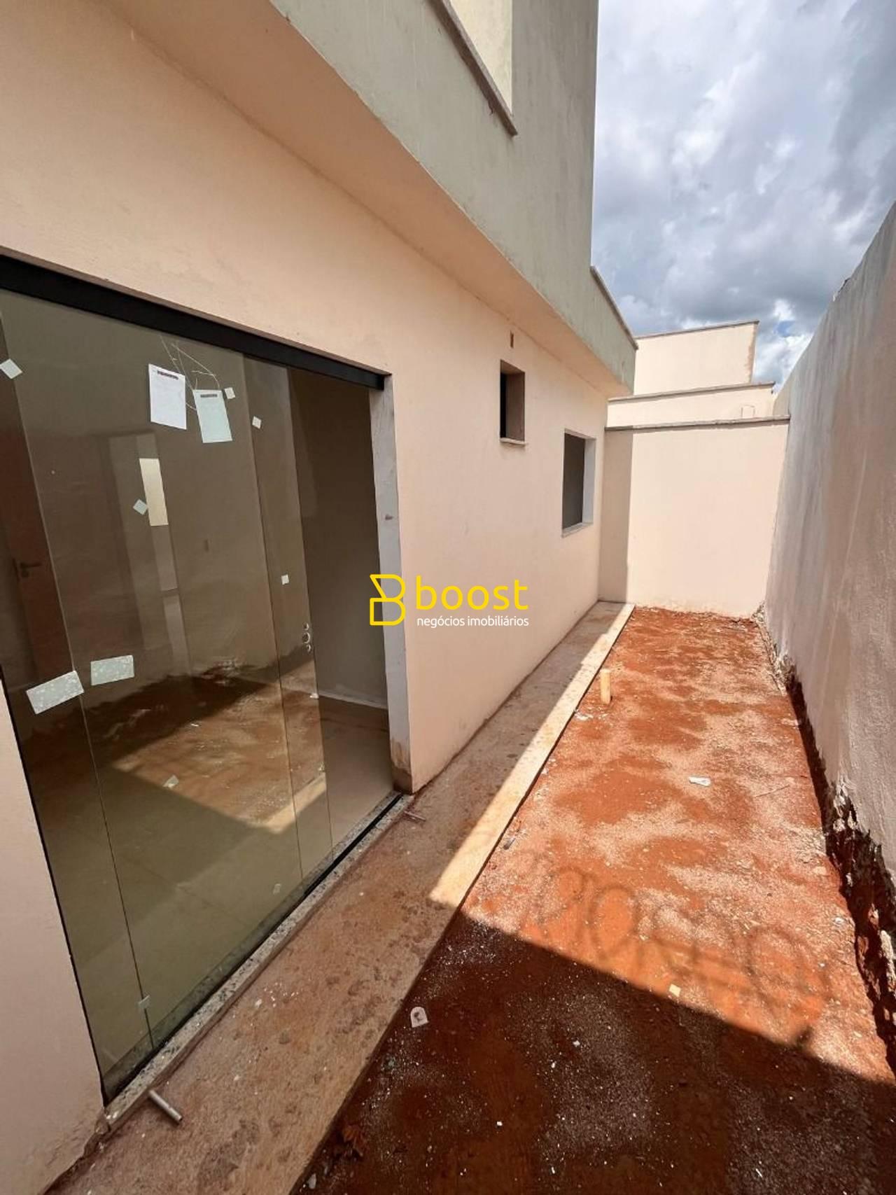 Casa com 2 dormitórios à venda, 53 m² por R$ 290.900,00 - São Jorge - Uberlândia/MG