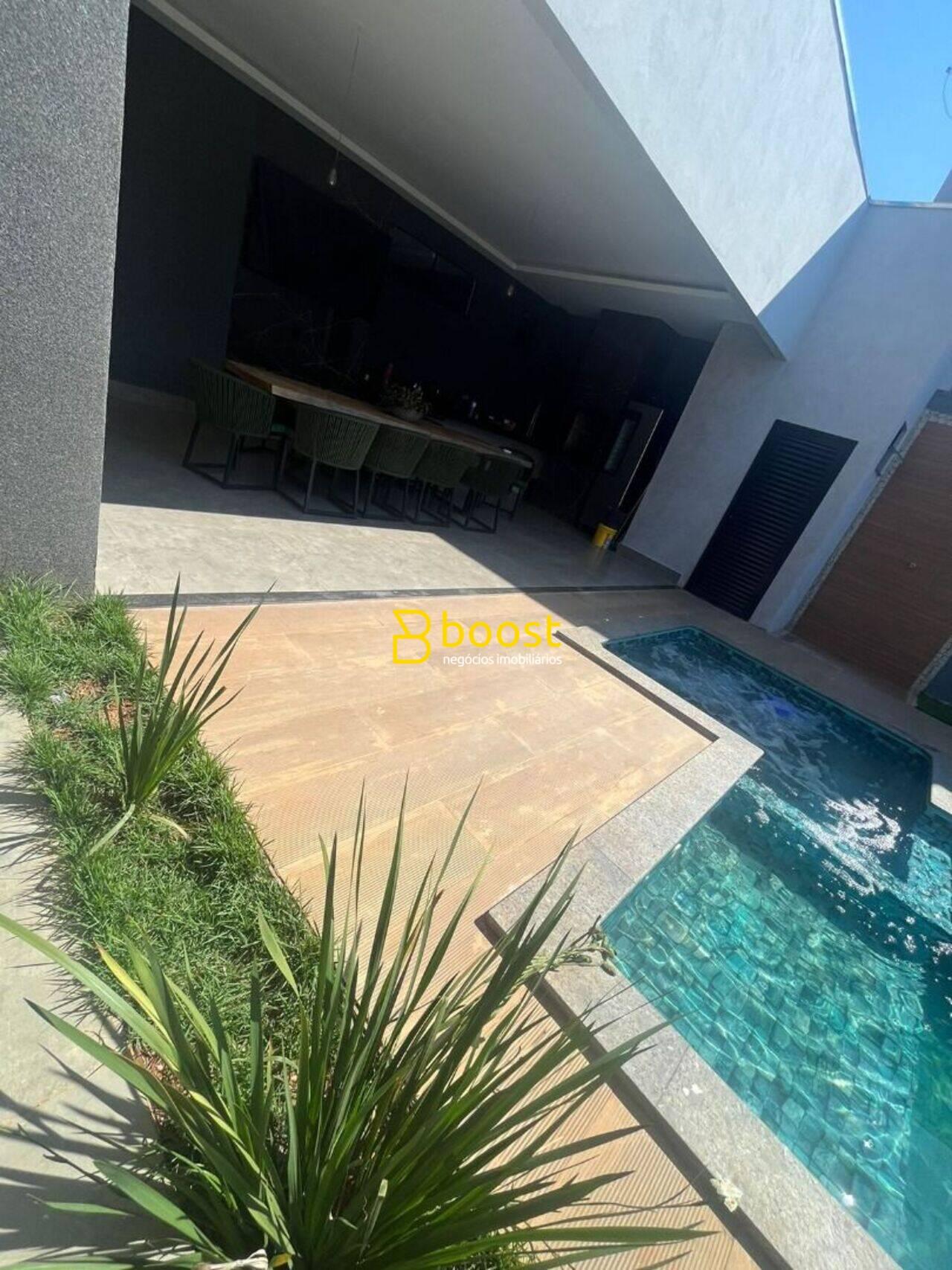 Casa com 3 dormitórios à venda, 191 m² por R$ 999.000 - Vida Nova - Uberlândia/MG, foto 4