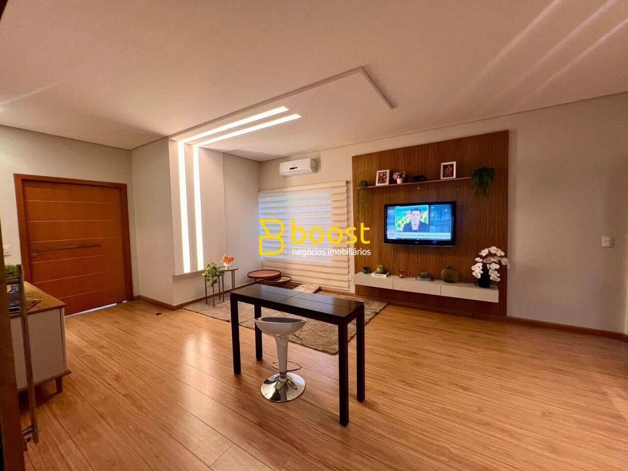 Casa com 4 dormitórios à venda, 231 m² por R$ 1.750.000 - Jardim Karaíba - Uberlândia/MG, foto 3