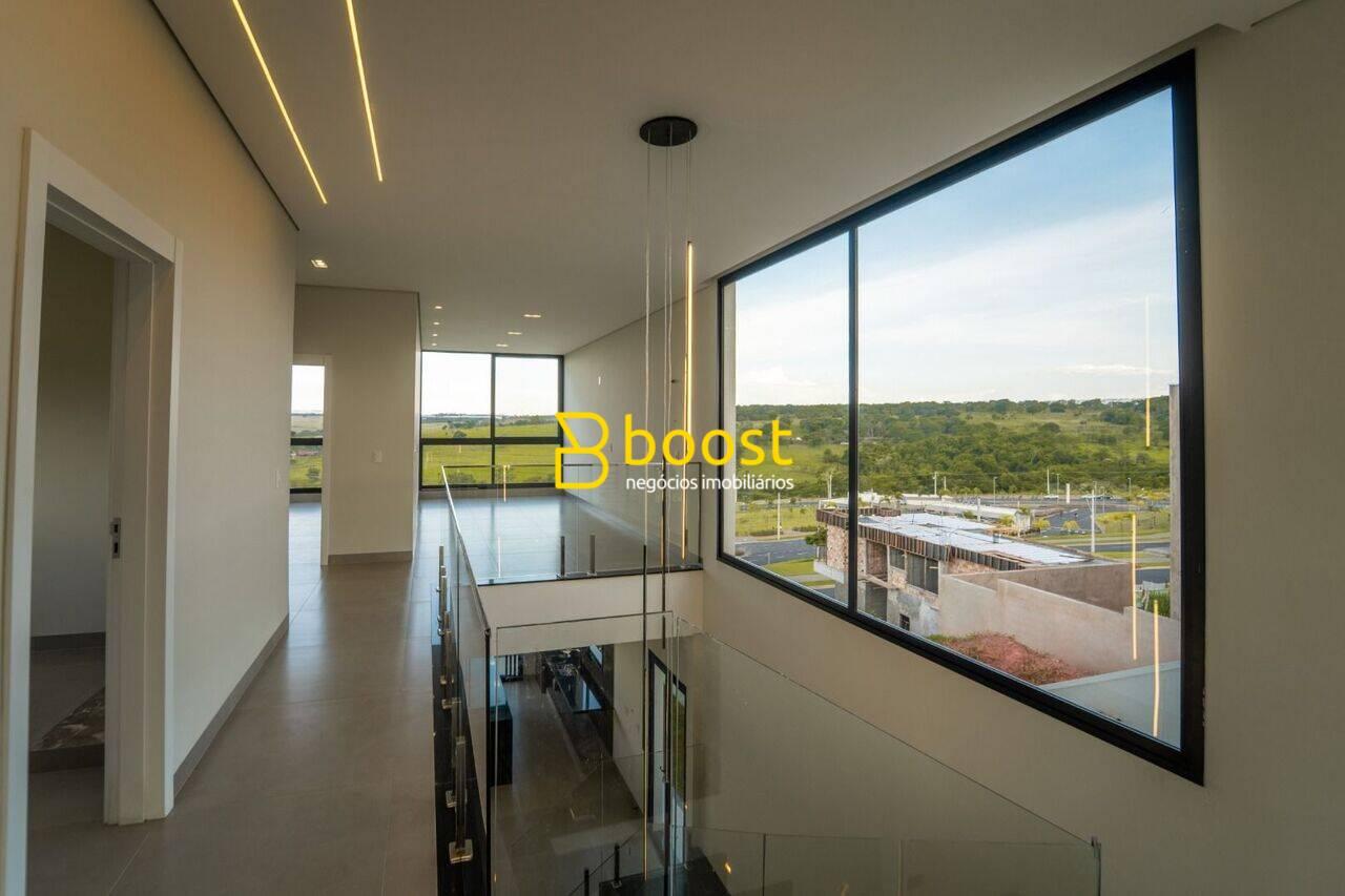 Casa com 4 quartos, 222 m², à venda por R$ 1.800.000 - Condomínio Terras Alpha - Uberlândia/MG, foto 2