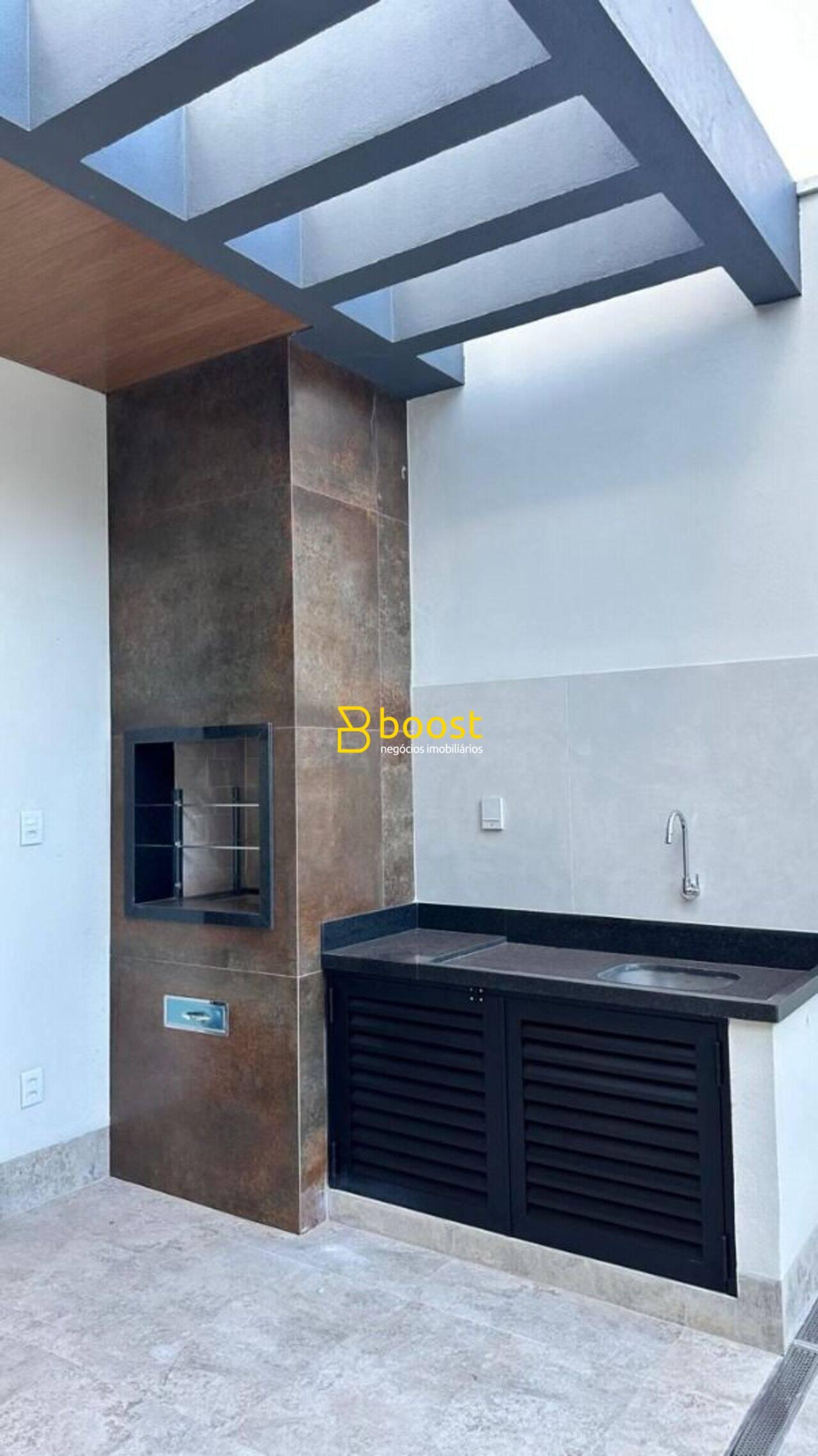 Casa com 3 dormitórios à venda, 210 m² por R$ 1.650.000 - Vigilato Pereira - Uberlândia/MG, foto 2