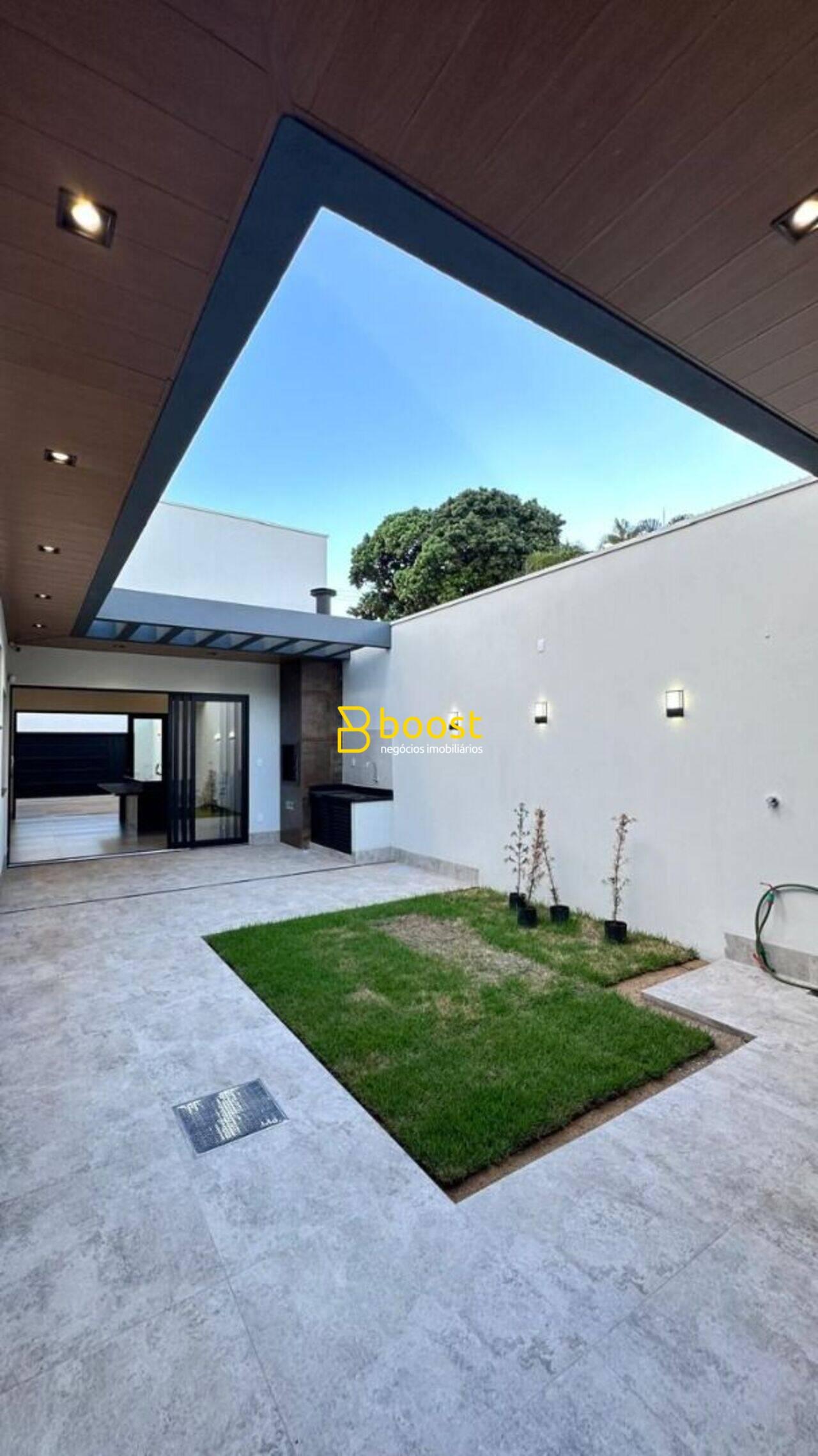 Casa com 3 dormitórios à venda, 210 m² por R$ 1.650.000 - Vigilato Pereira - Uberlândia/MG, foto 4