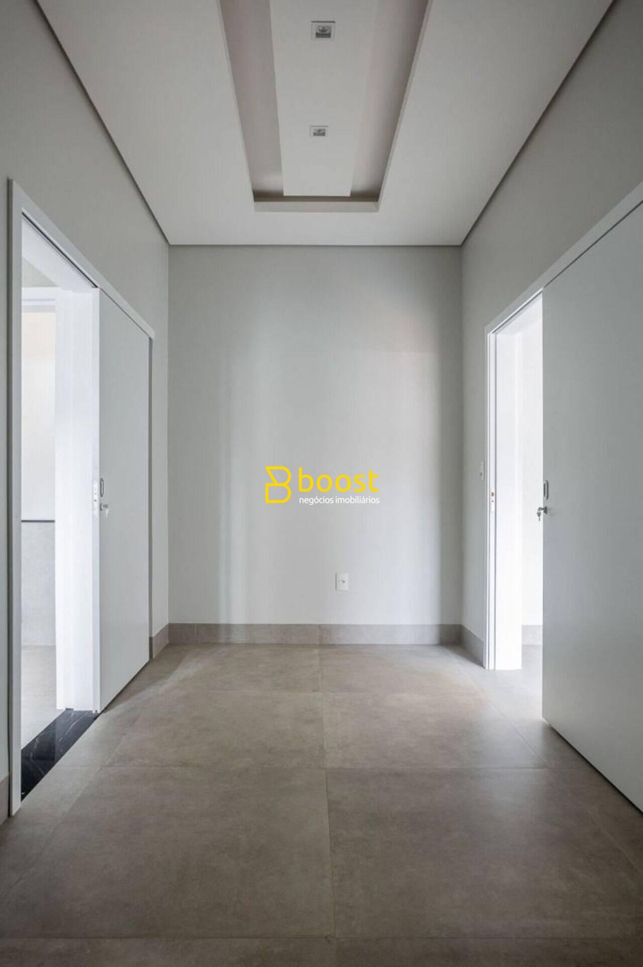 Casa com 3 dormitórios à venda, 235 m² por R$ 2.200.000,00 - Condomínio Arts - Uberlândia/MG, foto 3