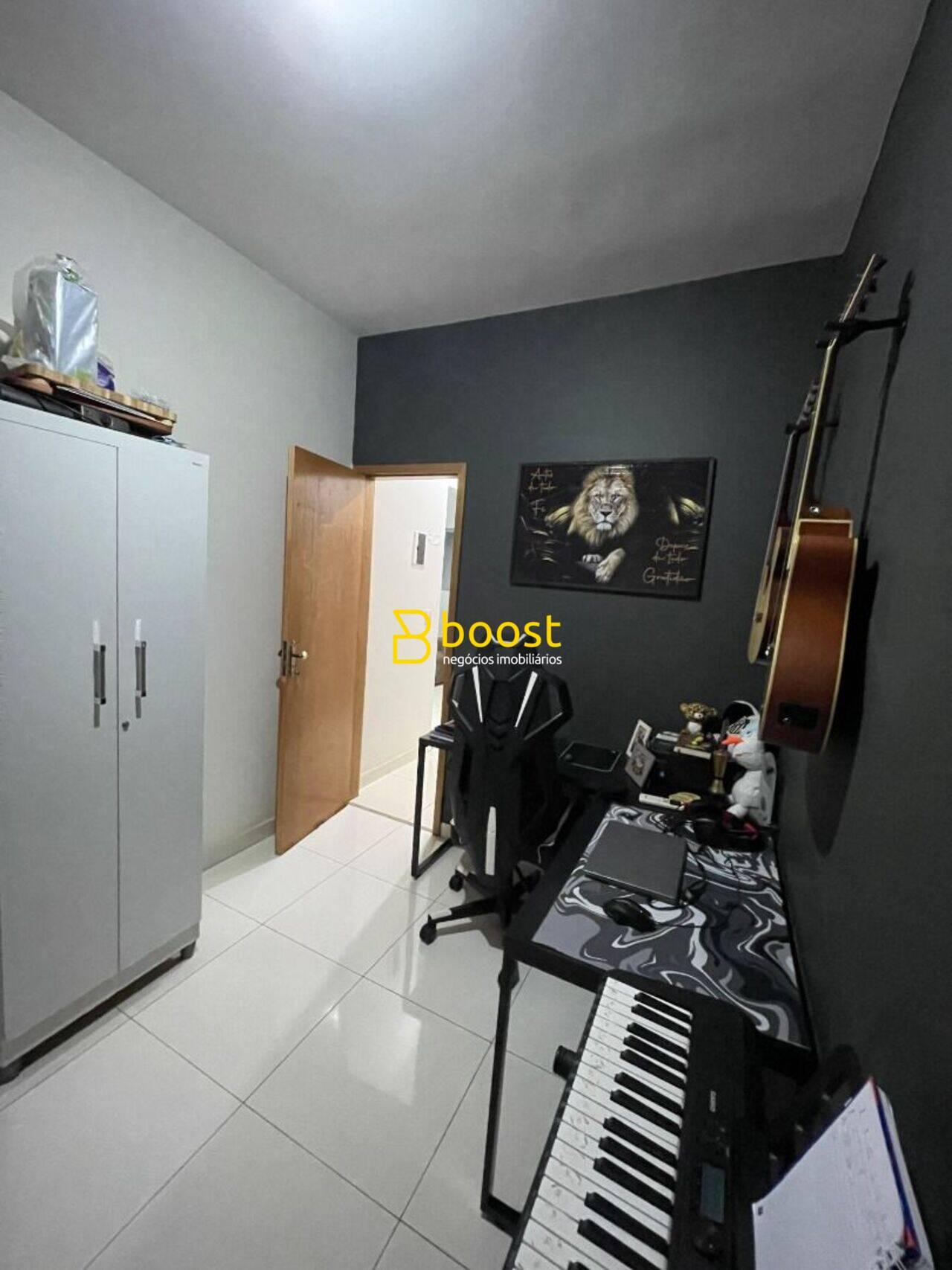 Casa com 2 dormitórios à venda, 47 m² por R$ 310.000 - Novo Mundo - Uberlândia/MG, foto 3