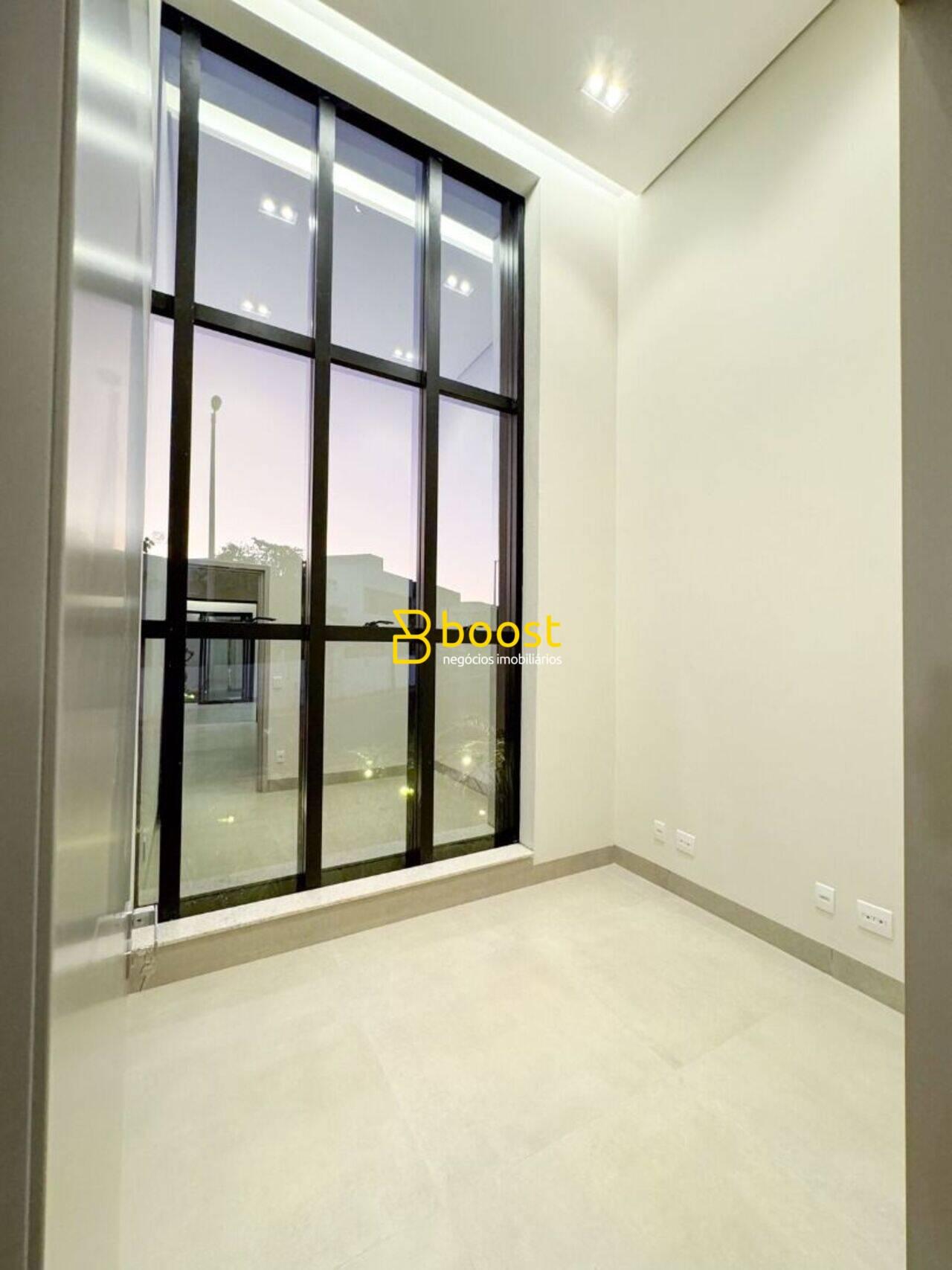Casa com 3 dormitórios à venda, 210 m² por R$ 2.100.000 - Varanda Sul - Uberlândia/MG, foto 4
