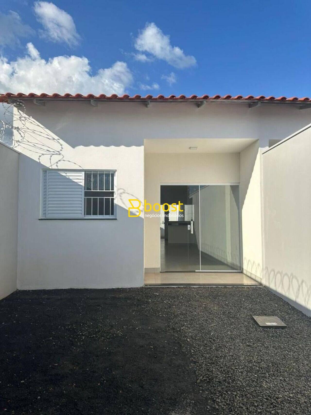 Casa com 2 dormitórios à venda, 67 m² por R$ 290.000 - Morumbi - Uberlândia/MG, foto 2