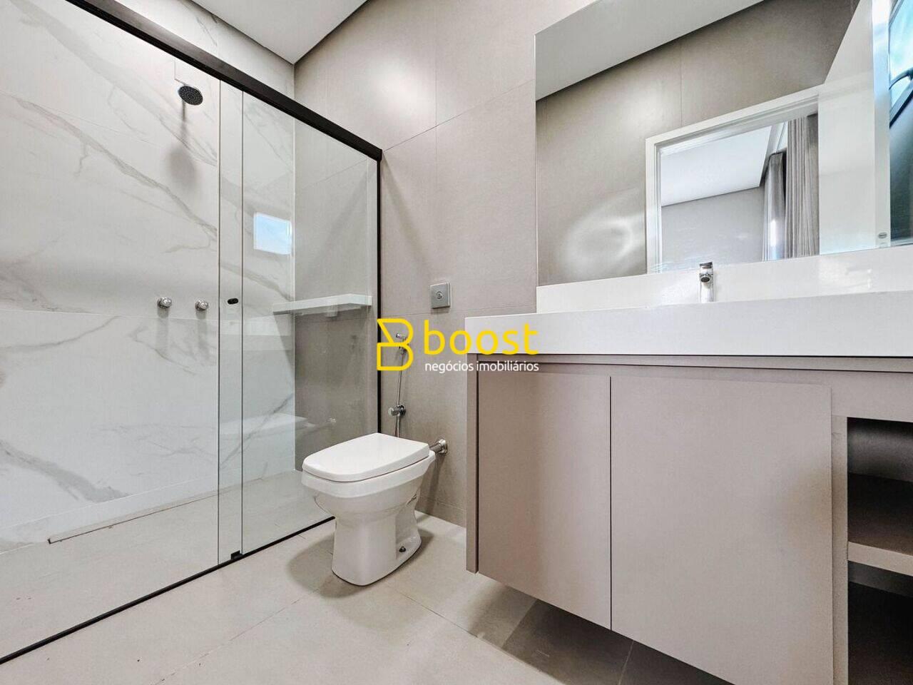 Casa com 3 dormitórios à venda, 213 m² por R$ 2.150.000,00 - Condomínio Splêndido - Uberlândia/MG, foto 2