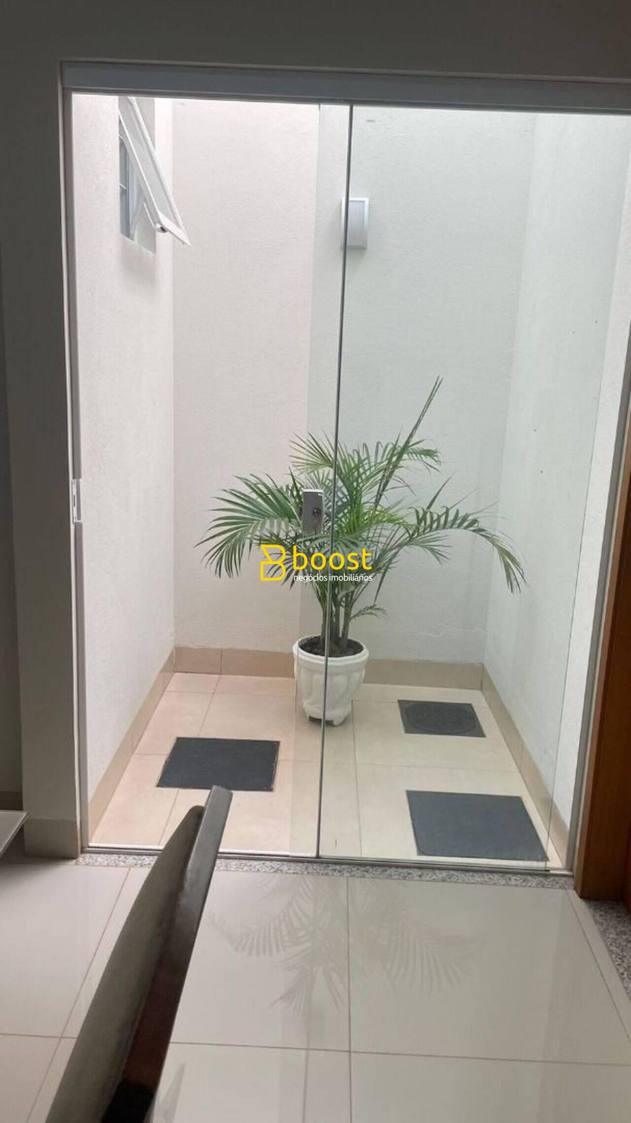Casa com 2 dormitórios à venda, 110 m² por R$ 380.000,00 - Jardim Botânico - Uberlândia/MG, foto 4