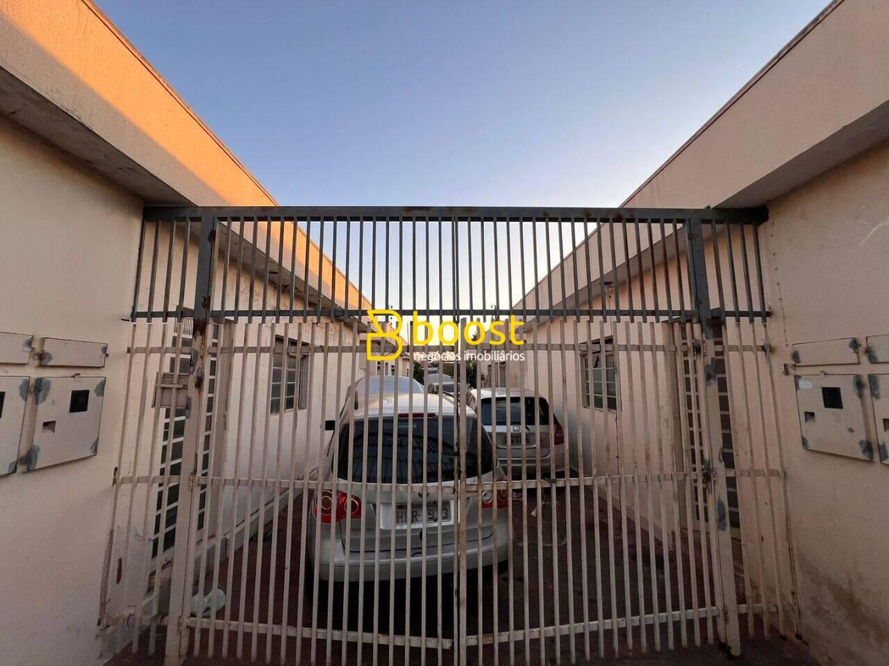 Colônia com 6 casas à venda, 66 m² por R$ 780.000 - Osvaldo Rezende - Uberlândia/MG, foto 3