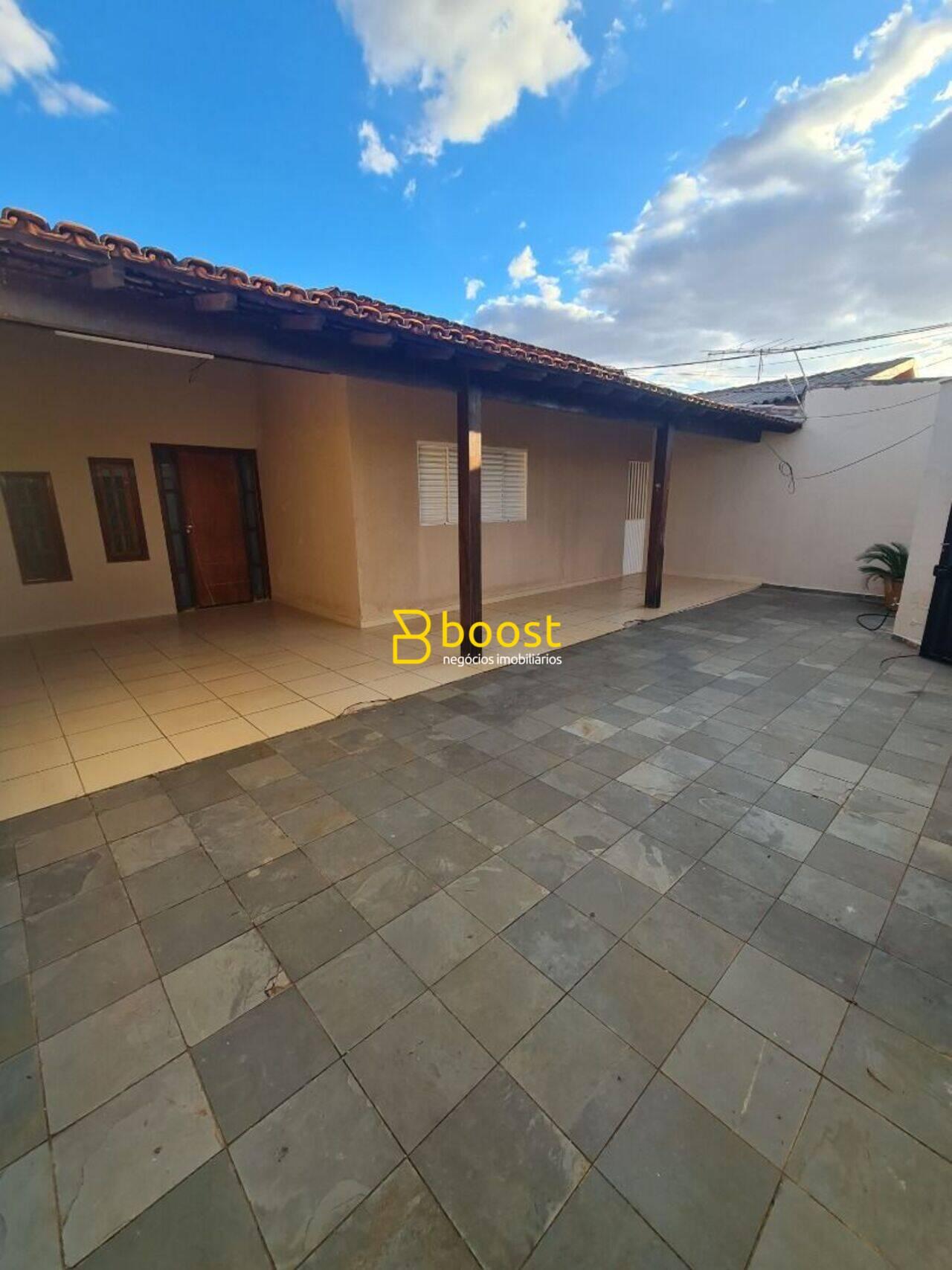 Casa, 162 m², à venda por R$ 550.000 - Santa Mônica - Uberlândia/MG, foto 2