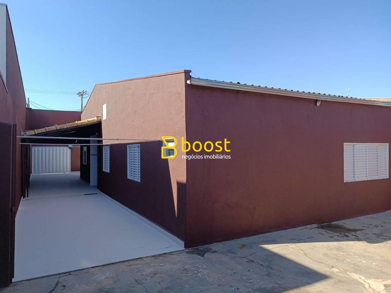 Casa com 3 quartos, à venda por R$ 500.000 - Saraiva - Uberlândia/MG