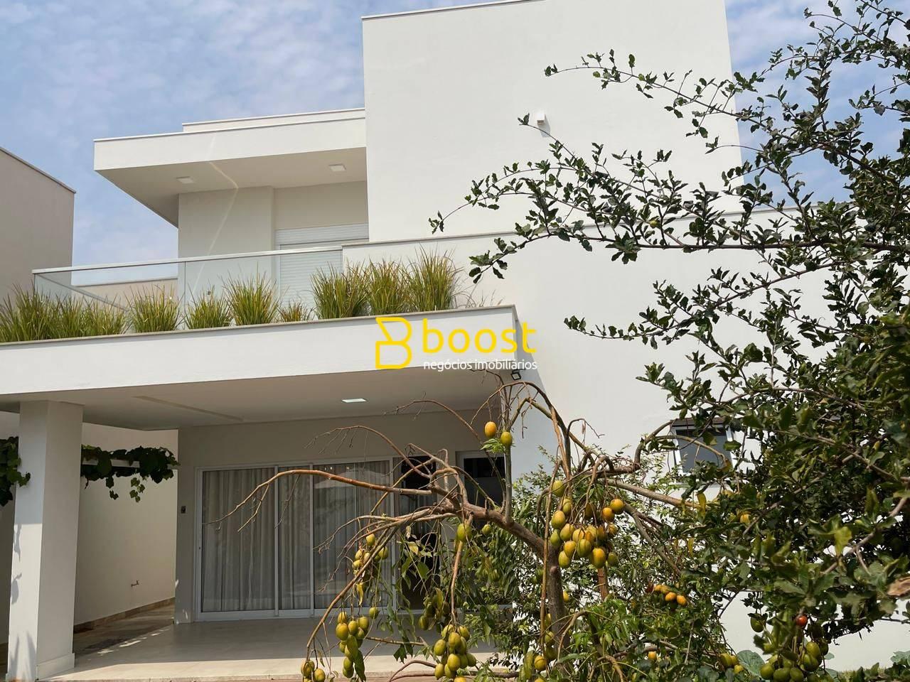 Casa com 3 quartos, 242 m², à venda por R$ 2.180.000 - Varandas Sul - Uberlândia/MG