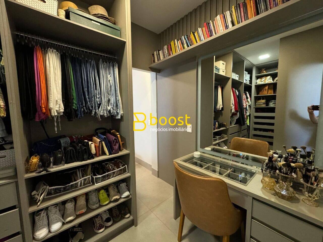 Casa com 3 quartos, 206 m², à venda por R$ 2.500.000 - Varandas Sul - Uberlândia/MG, foto 3