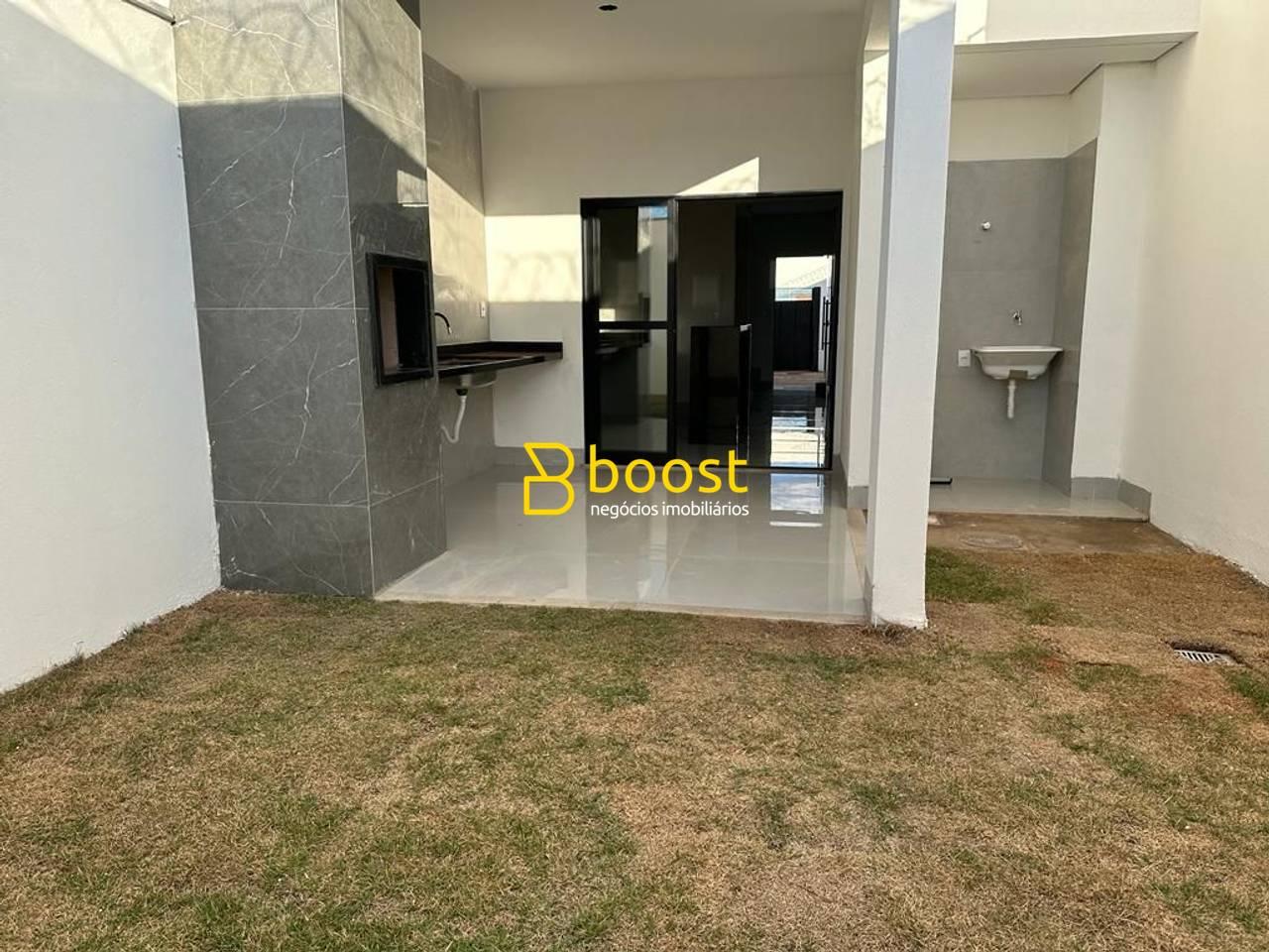 Casa com 3 quartos, 102 m², à venda por R$ 530.000 - Novo Mundo - Uberlândia/MG