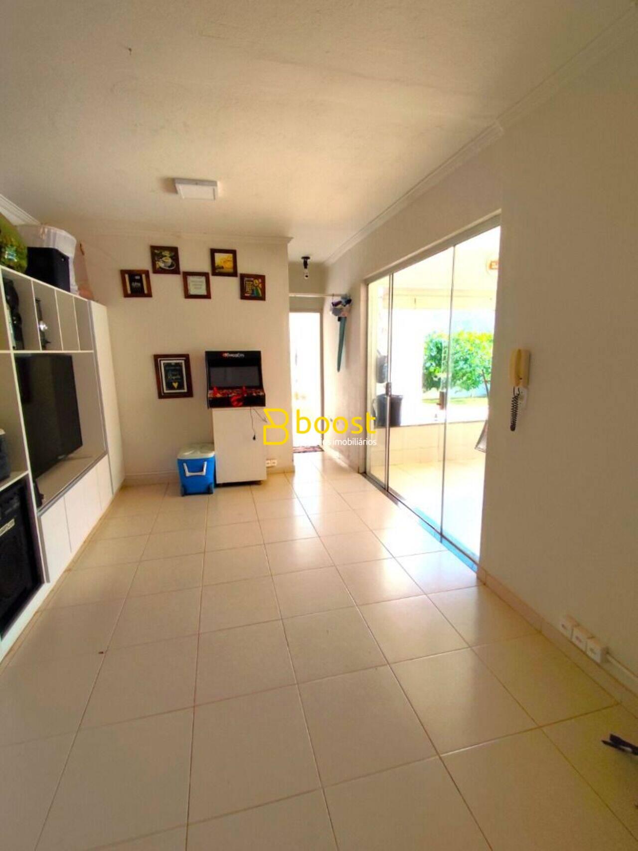 Casa com 3 quartos, 244 m², à venda por R$ 1.280.000 - Morada da Colina - Uberlândia/MG, foto 3