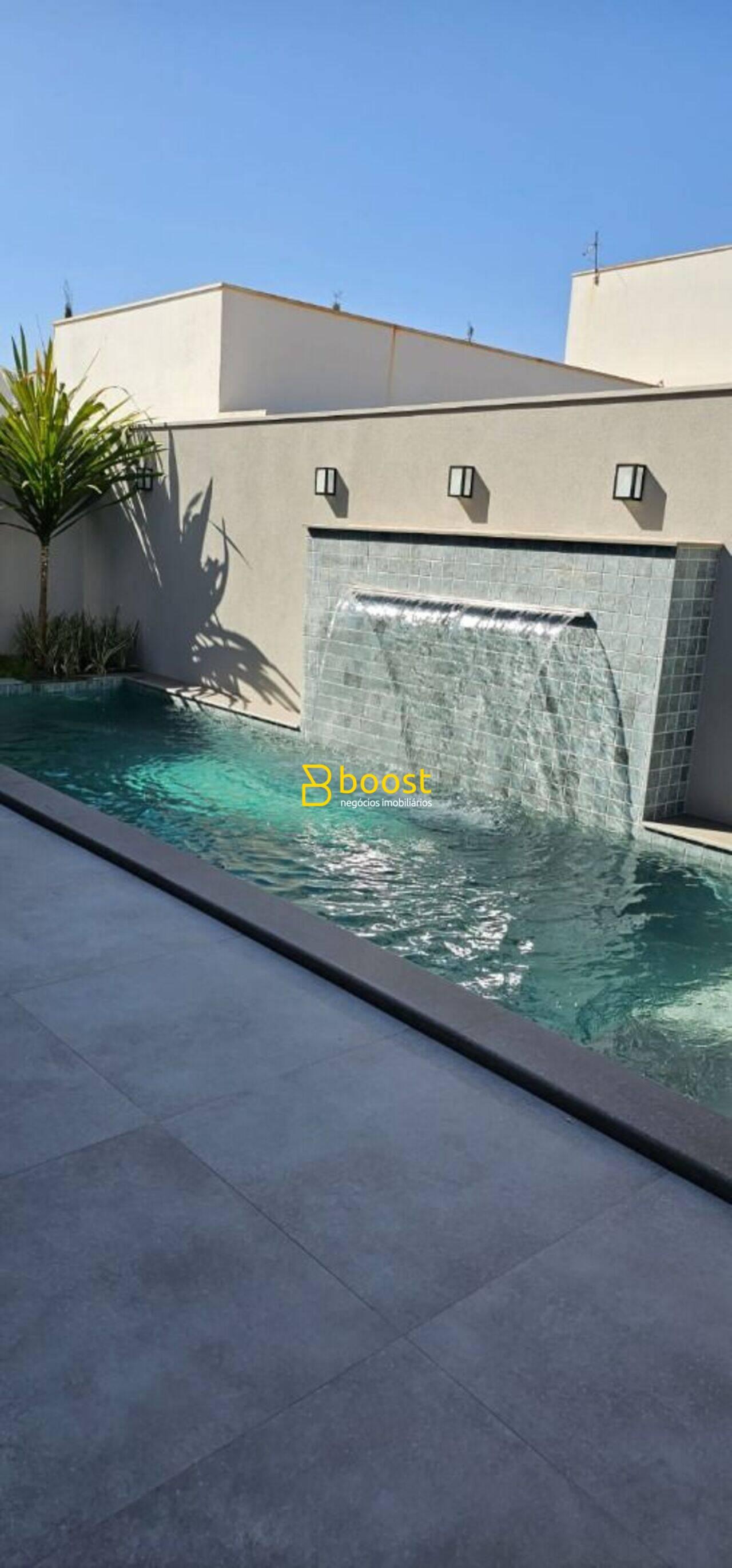 Casa com 3 quartos, 300 m², à venda por R$ 3.080.000 - Condomínio Splêndido - Uberlândia/MG, foto 2