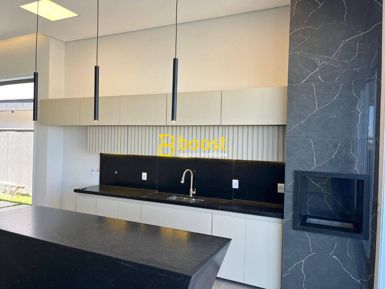Casa com 4 quartos, 230 m², à venda por R$ 1.800.000 - Condomínio Alphaville 1 - Uberlândia/MG, foto 3