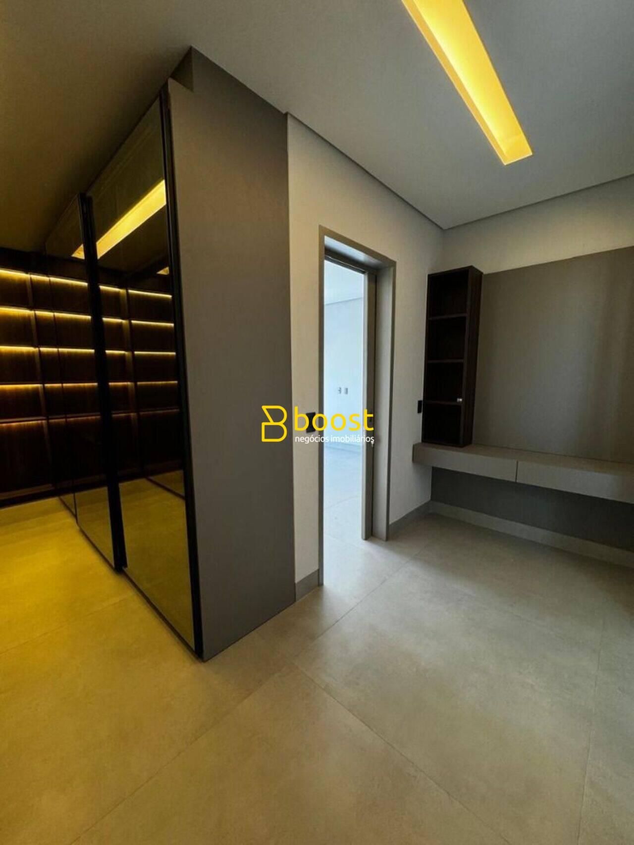 Casa com 5 quartos, 358 m², à venda por R$ 4.500.000 - Jardins Gênova - Uberlândia/MG, foto 3