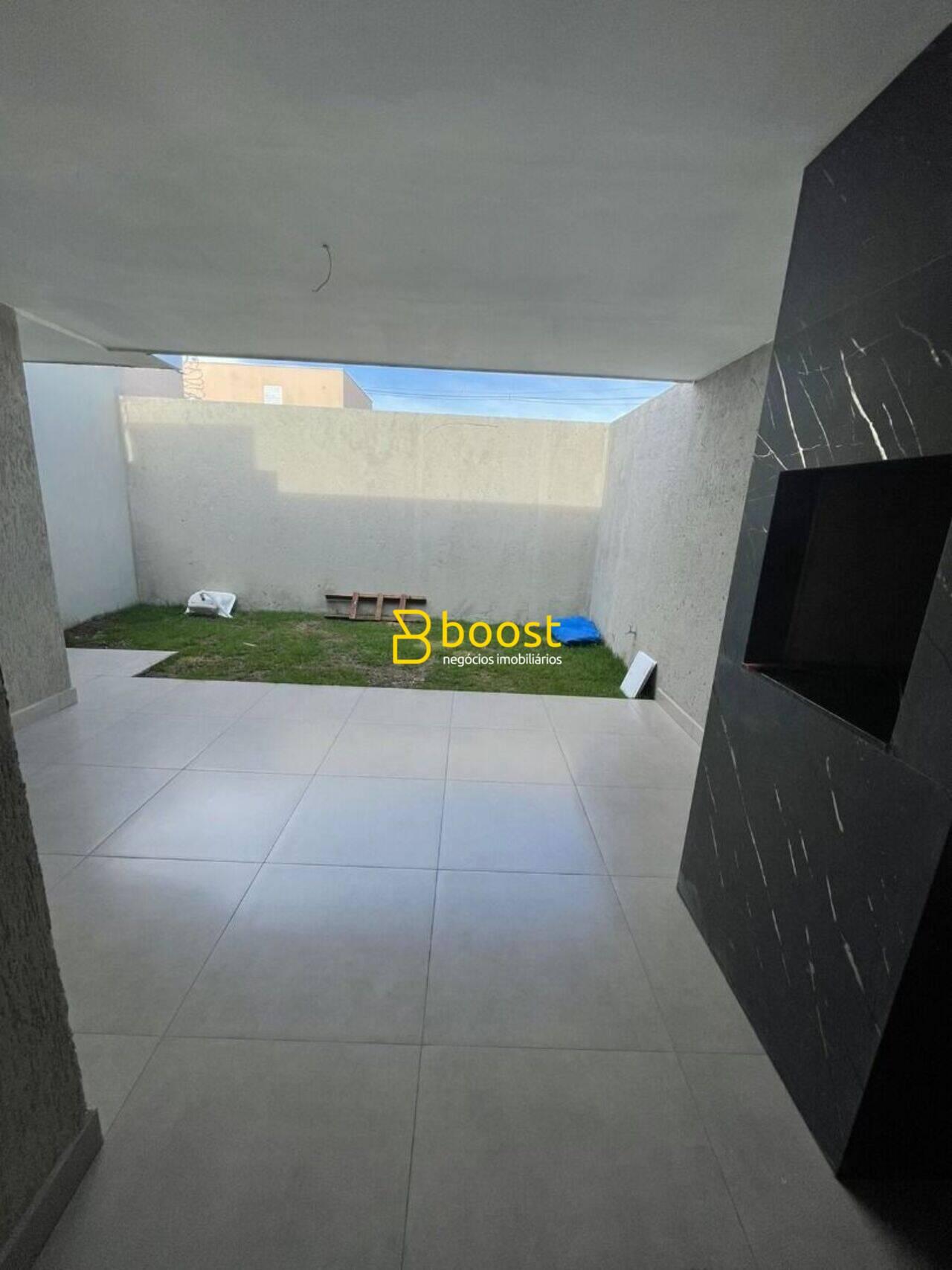 Casa com 3 quartos, 95 m², à venda por R$ 445.000 - Novo Mundo - Uberlândia/MG, foto 3