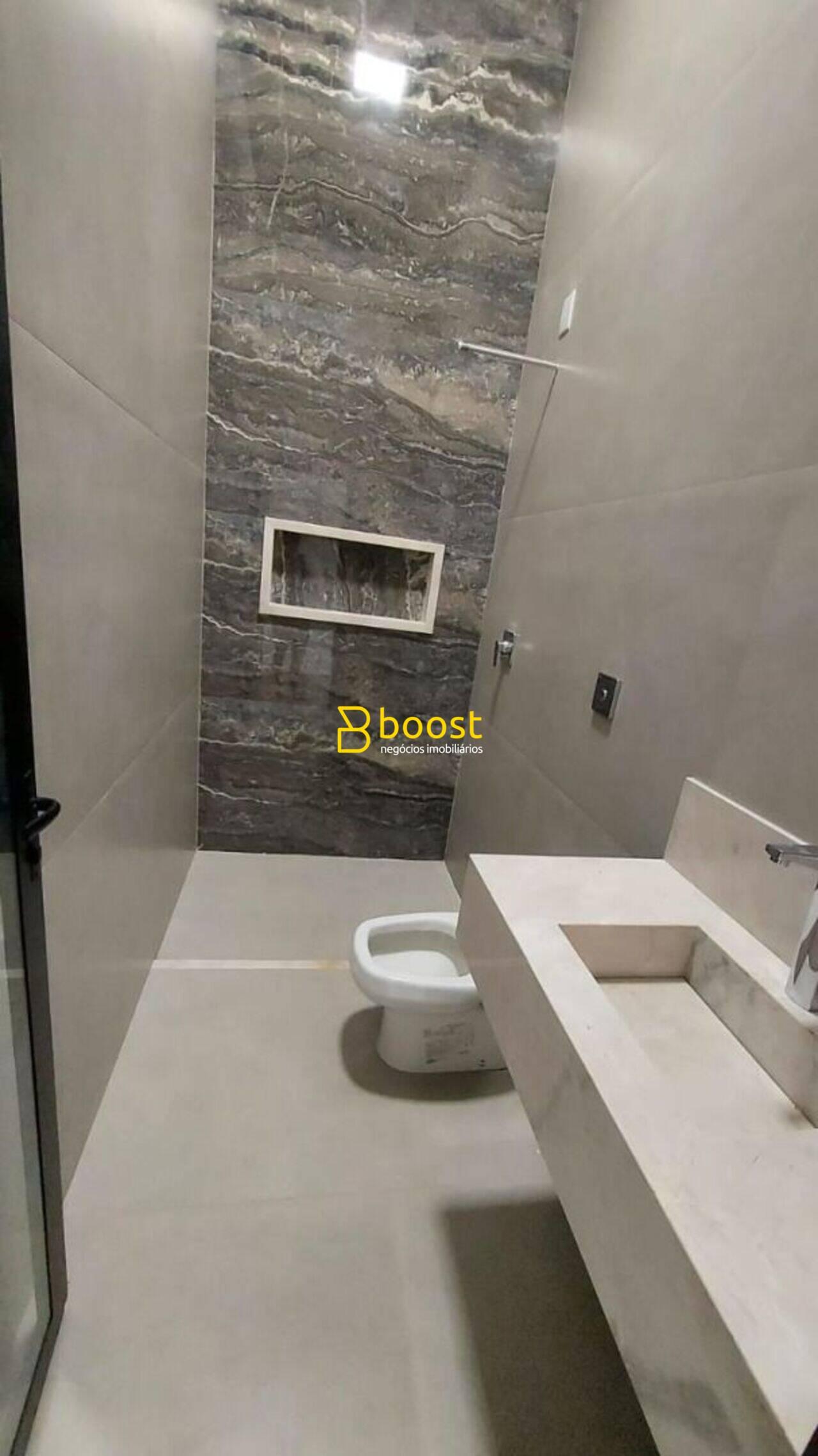 Casa com 4 quartos, 295 m², à venda por R$ 2.800.000 - Jardins Gênova - Uberlândia/MG, foto 4