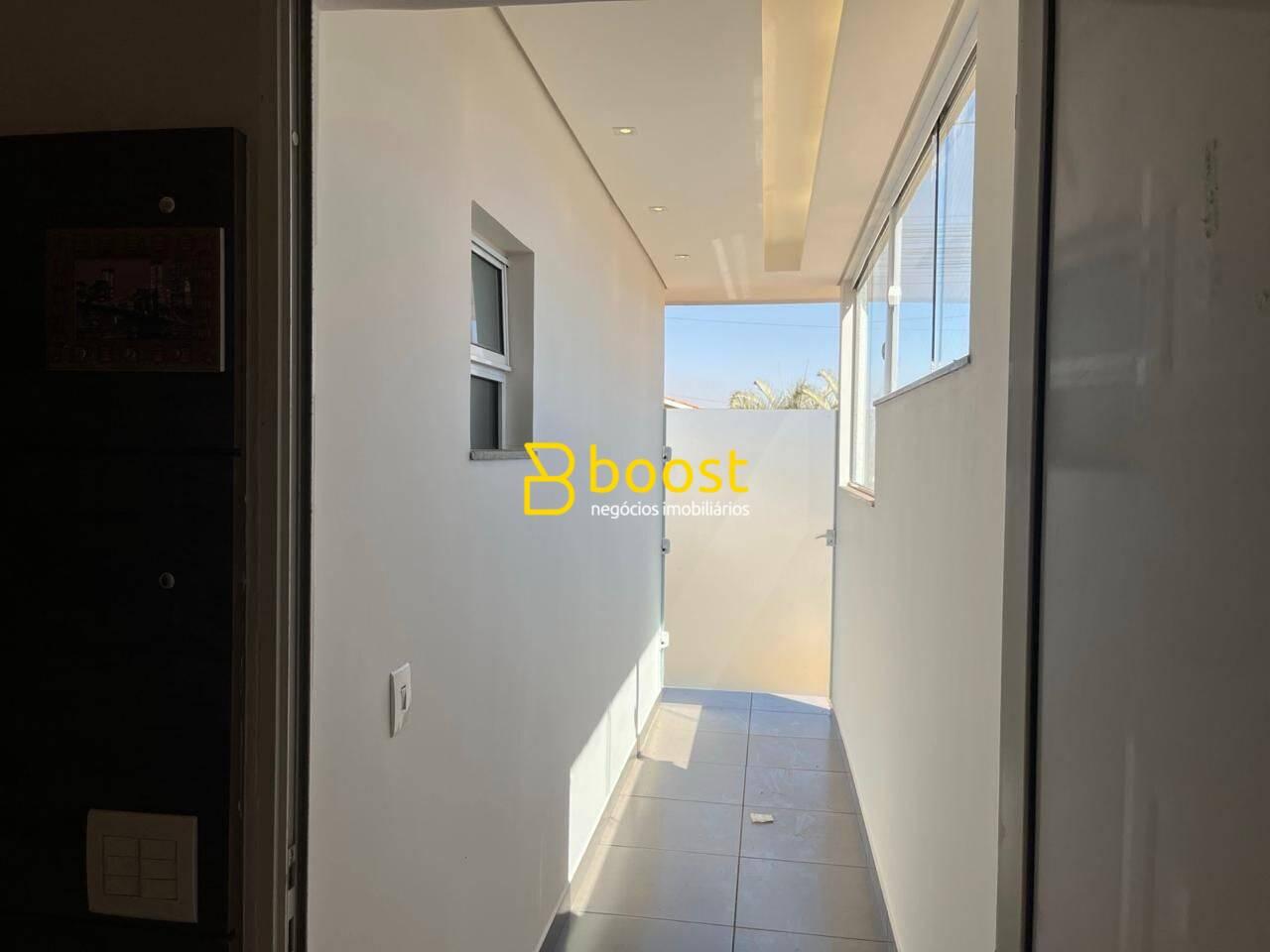 Casa com 2 quartos, 100 m², à venda por R$ 530.000 - Terra Nova I - Uberlândia/MG, foto 3
