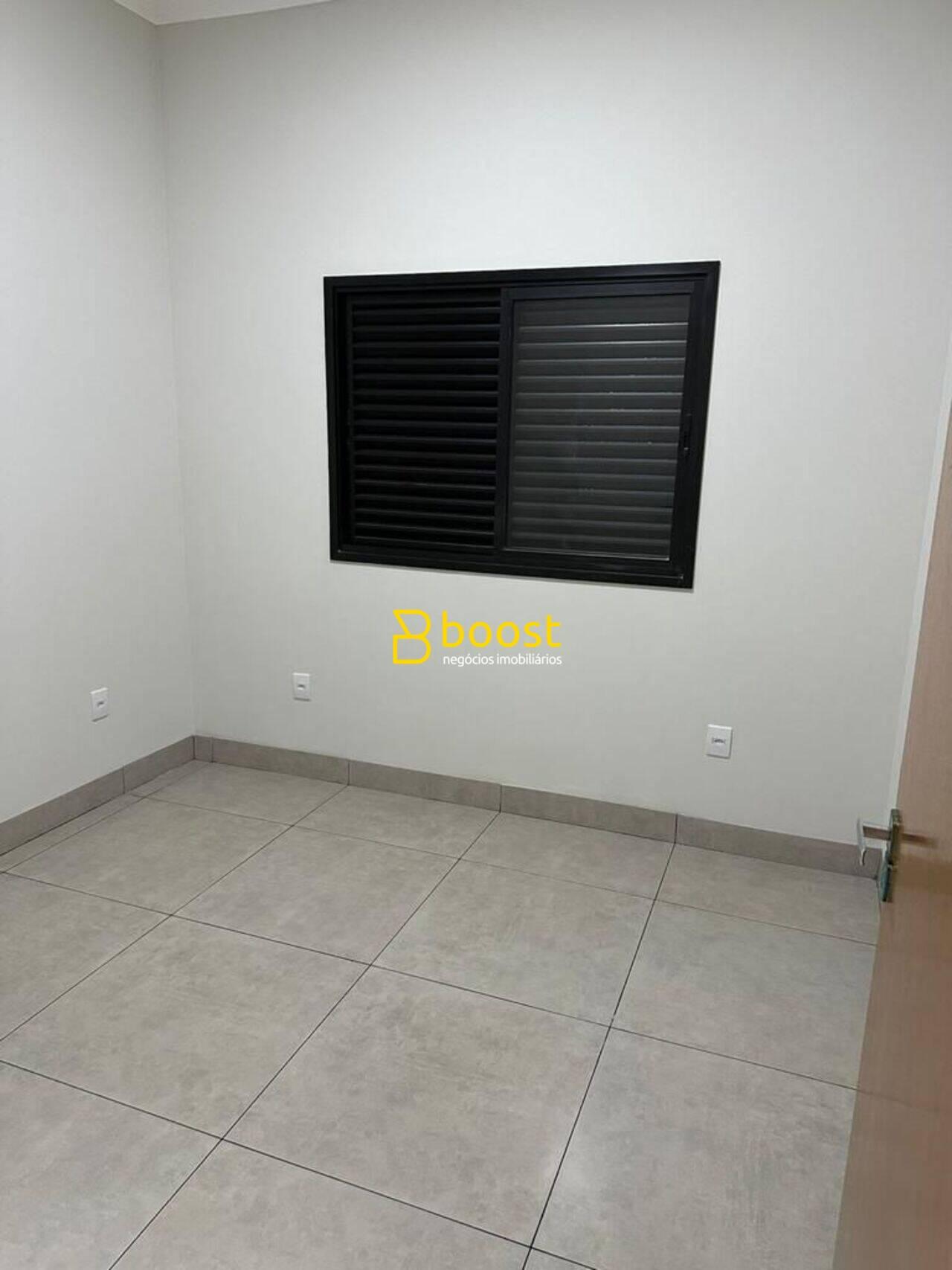 Casa com 3 dormitórios à venda, 99 m² por R$ 470.000 - Jardim Brasília - Uberlândia/MG, foto 3