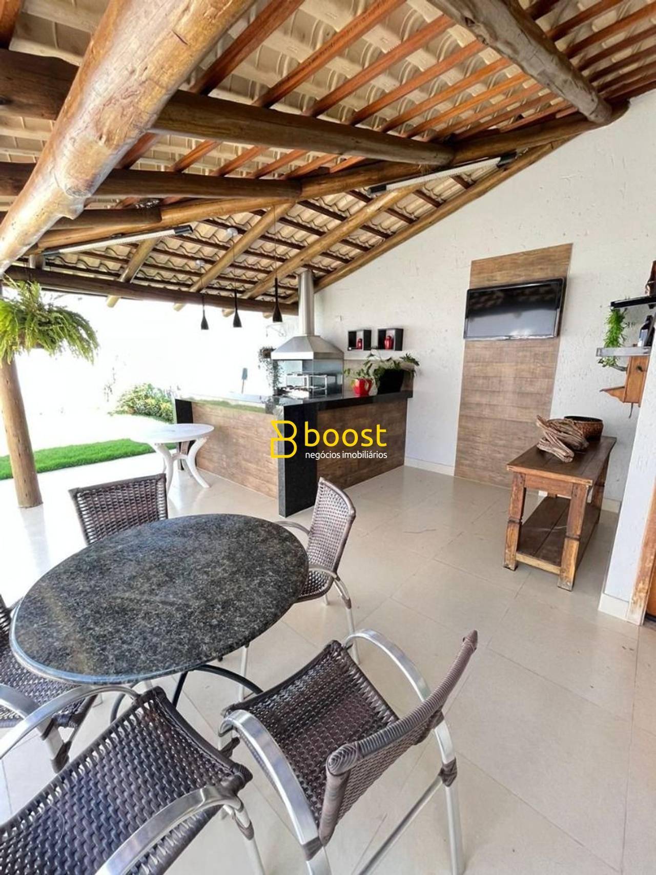 Casa com 4 quartos, 340 m², à venda por R$ 2.200.000 - Jardim Karaíba - Uberlândia/MG