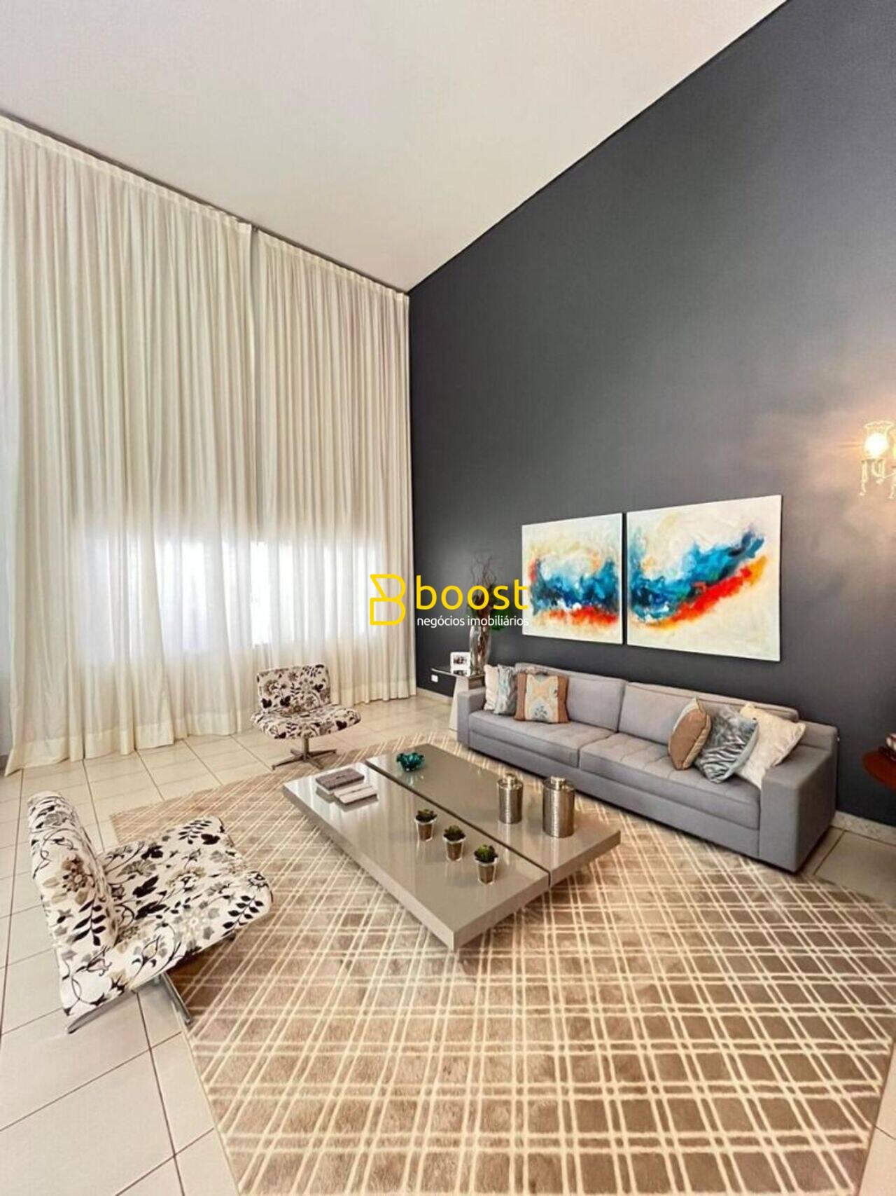 Casa com 4 quartos, 340 m², à venda por R$ 2.200.000 - Jardim Karaíba - Uberlândia/MG, foto 3