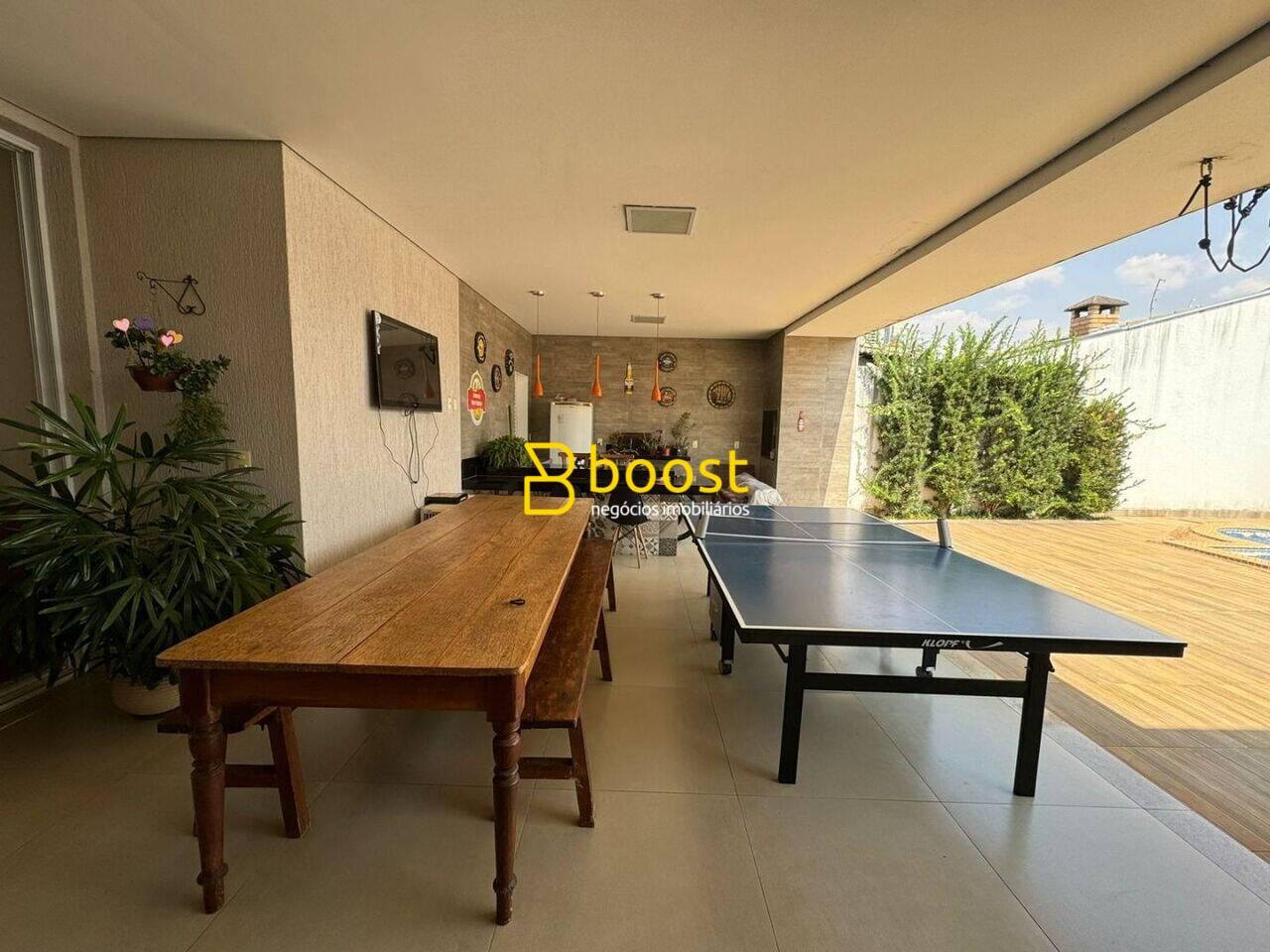 Casa Térrea com 3 dormitórios à venda, 251 m² por R$ 1.850.000 - Jardim Karaíba - Uberlândia/MG, foto 4