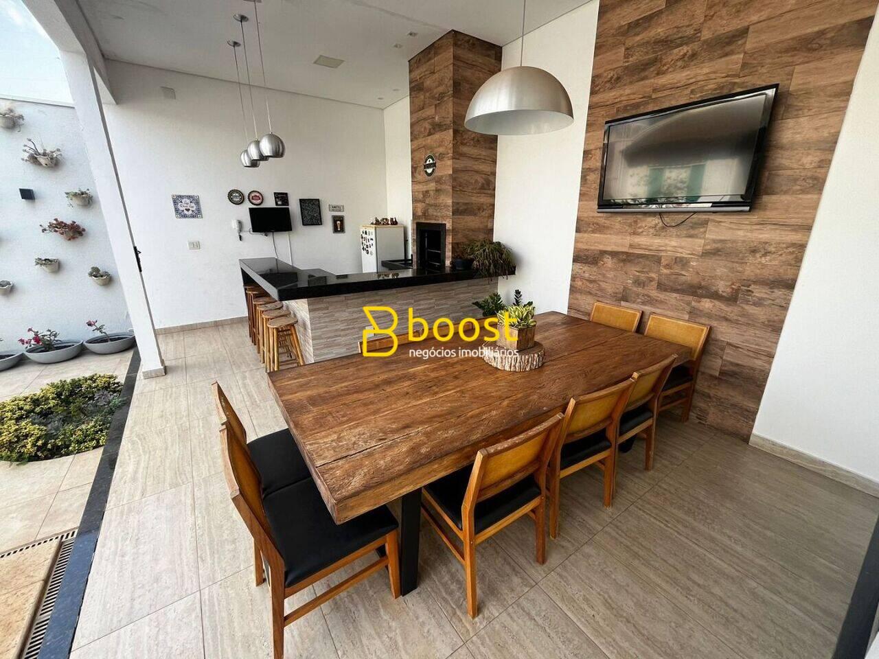 Casa com 3 dormitórios à venda, 157 m² por R$ 720.000 - Laranjeiras - Uberlândia/MG, foto 3