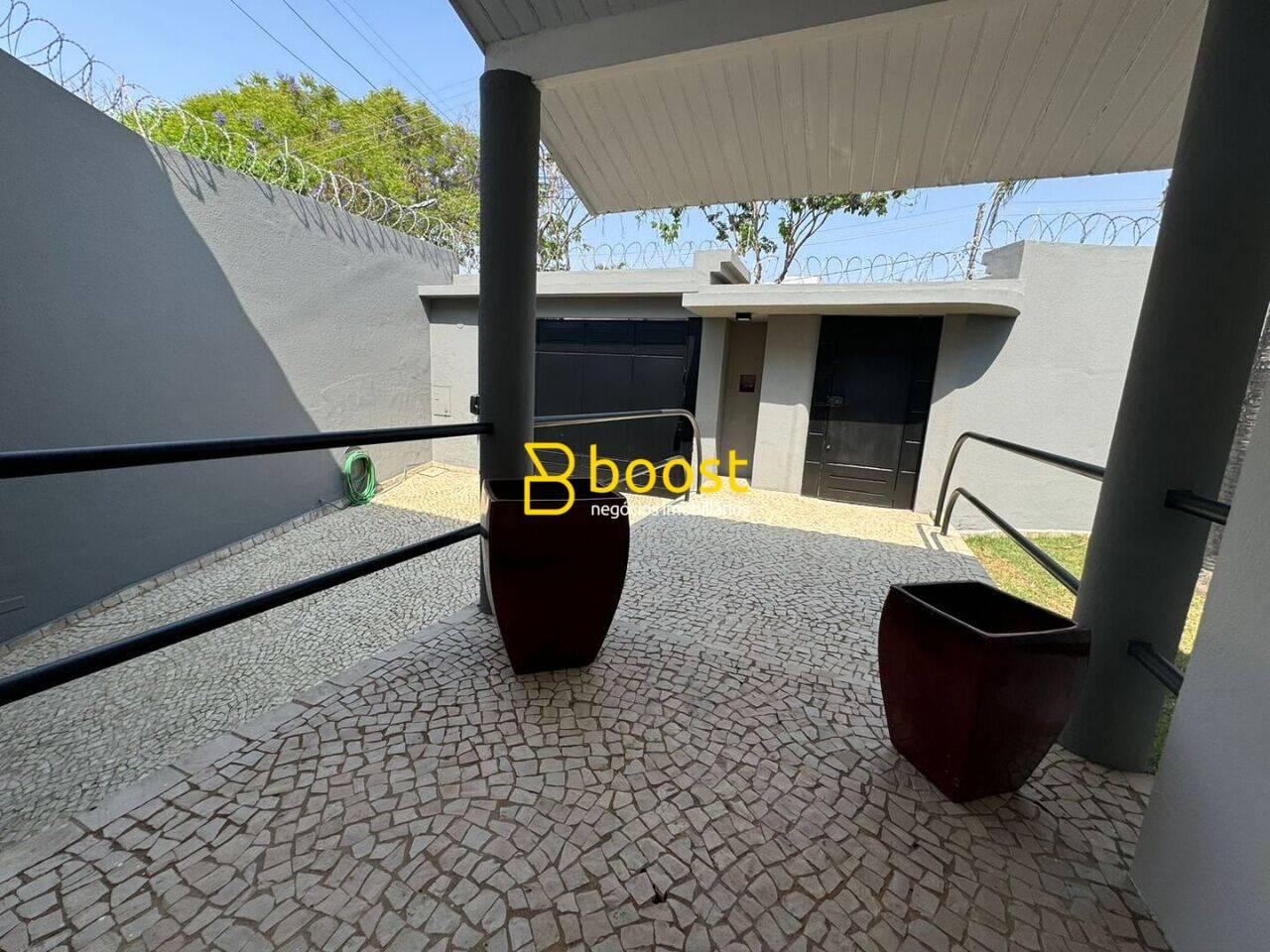 Casa com 3 dormitórios à venda, 350 m² por R$ 2.200.000,00 - Cidade Jardim - Uberlândia/MG, foto 2