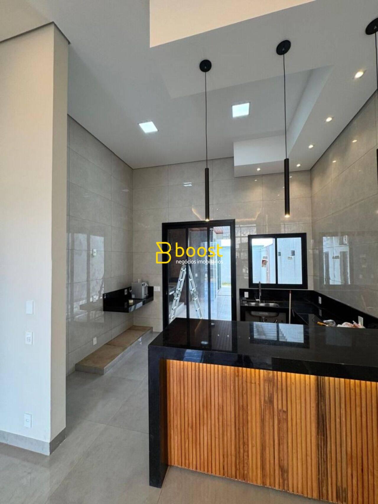 Casa com 3 quartos, 152 m², à venda por R$ 1.190.000 - Condomínio Raros - Uberlândia/MG, foto 4