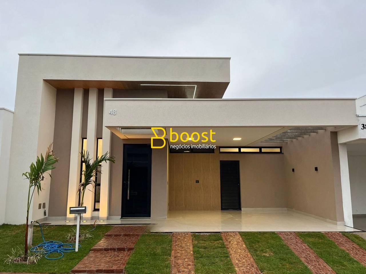 Casa com 3 quartos, 150 m², à venda por R$ 1.280.000 - Grand Ville - Uberlândia/MG