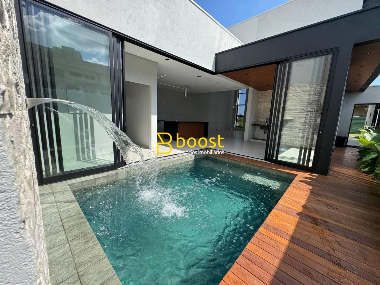 Casa com 3 dormitórios à venda, 204 m² por R$ 2.550.000,00 - Condomínio Tamboré - Uberlândia/MG