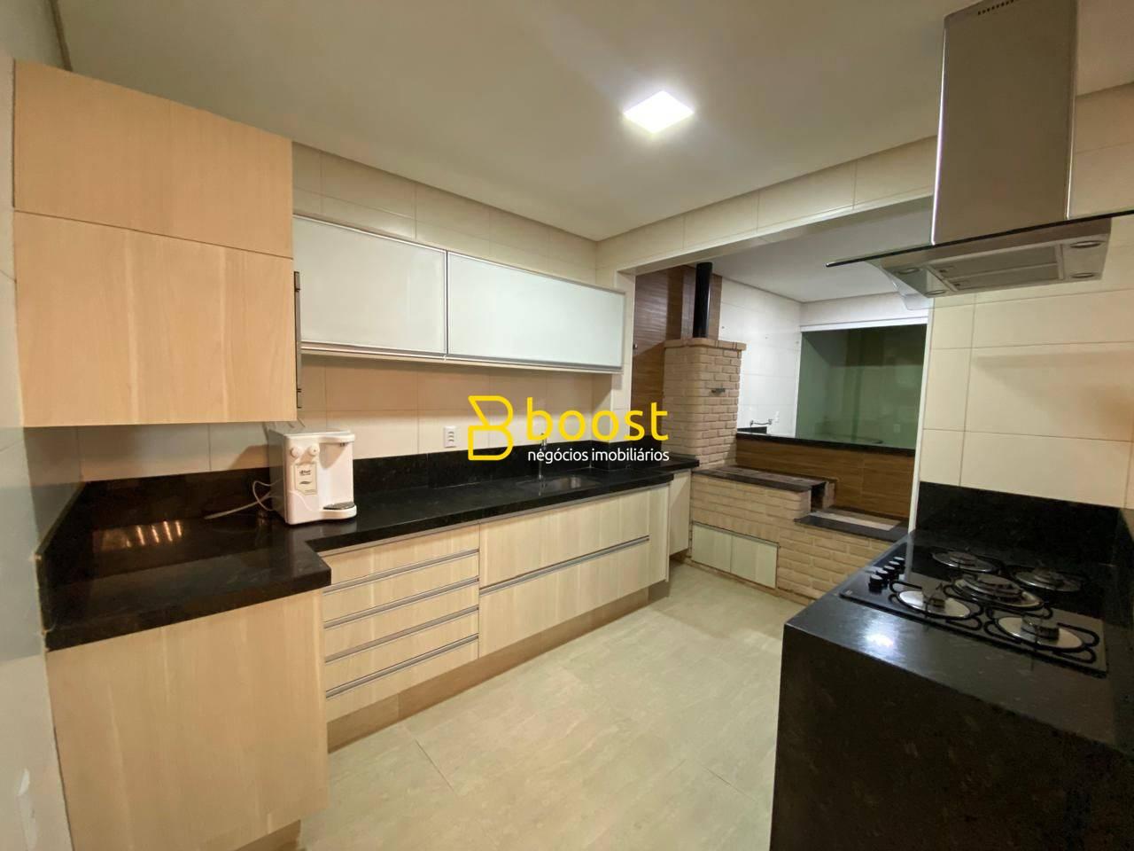 Casa com 3 quartos, 170 m², à venda por R$ 930.000 - THE PALMS - Uberlândia/MG