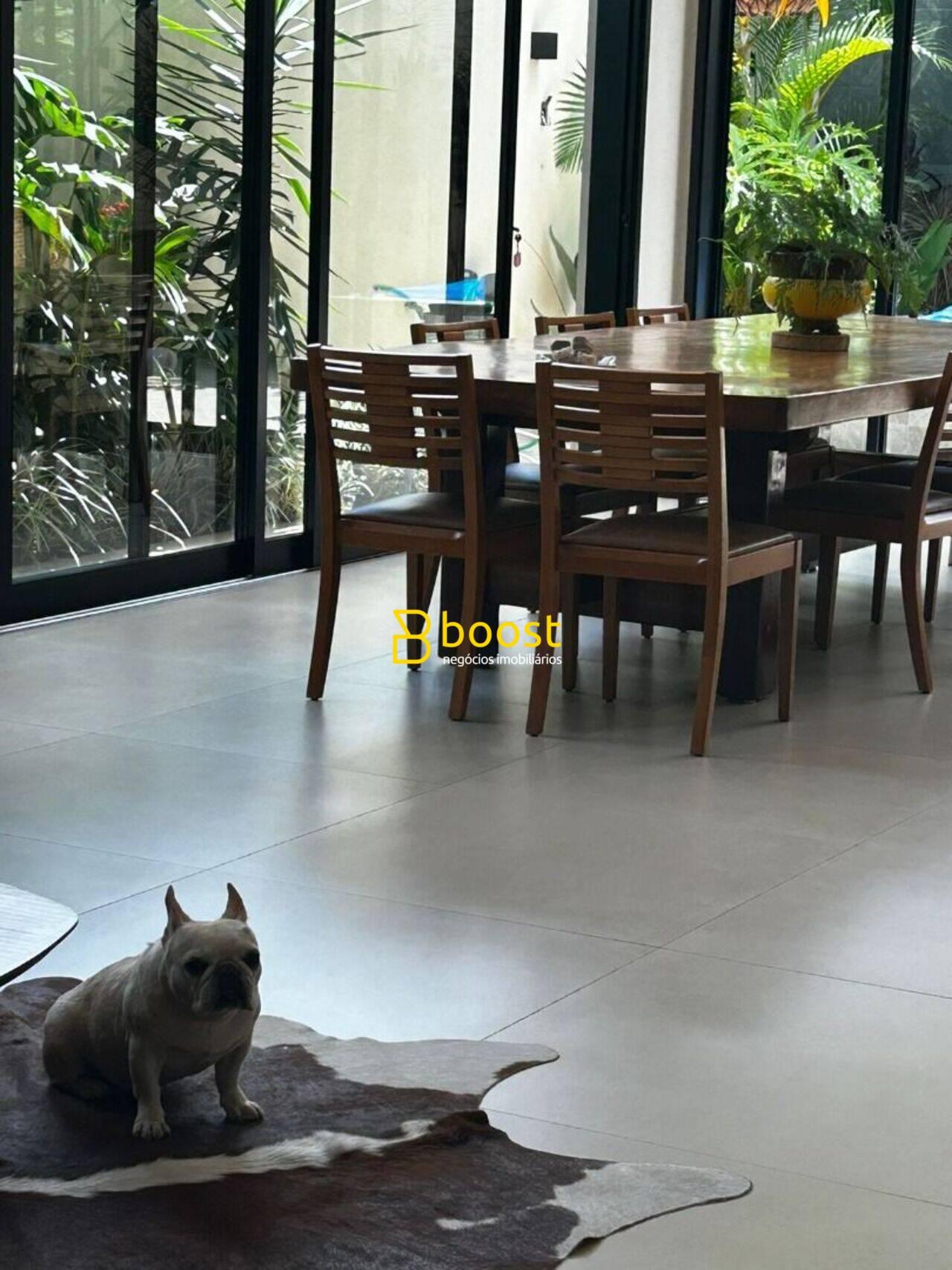 Casa com 3 quartos, 200 m², à venda por R$ 1.750.000 - Shopping Park - Uberlândia/MG, foto 4