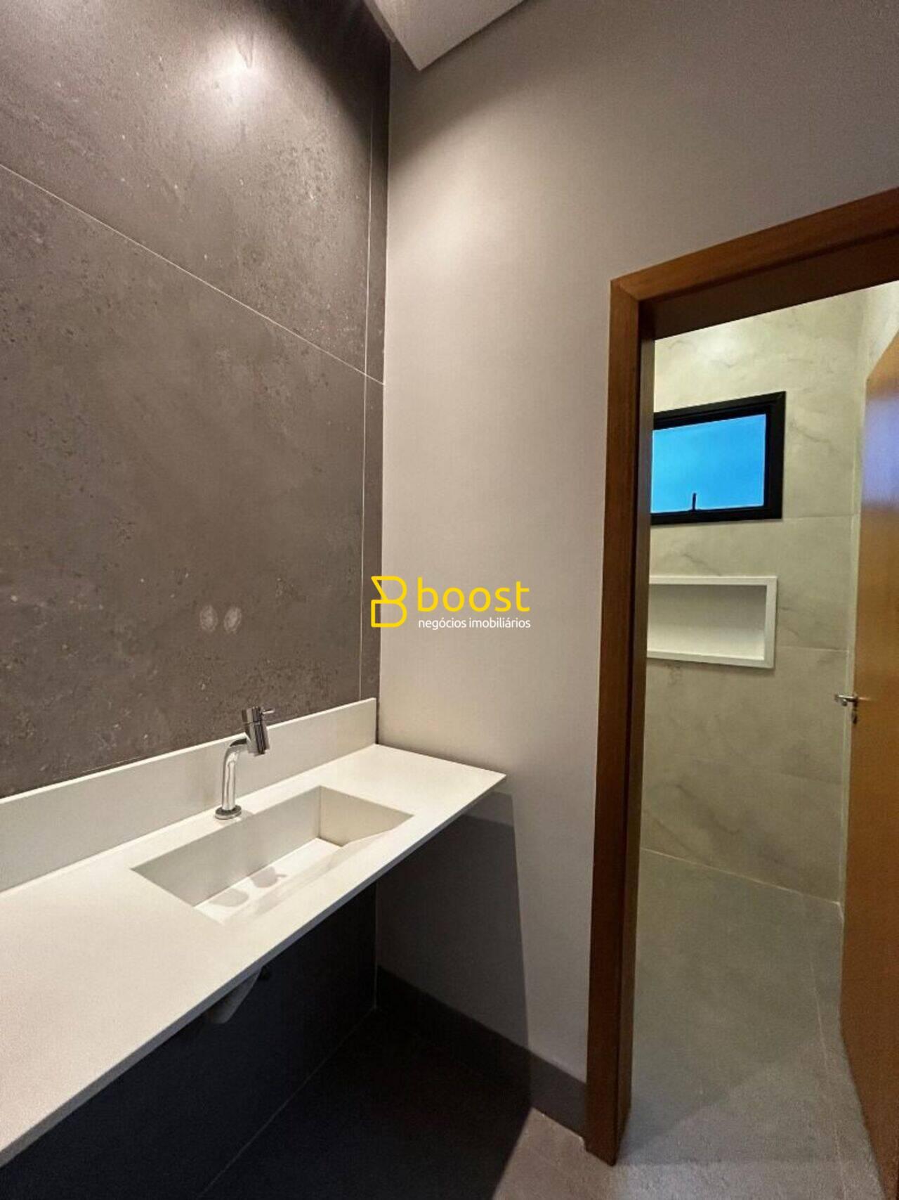 Casa com 3 quartos, 218 m², à venda por R$ 1.699.000 - Condomínio Alphaville 2 - Uberlândia/MG, foto 2
