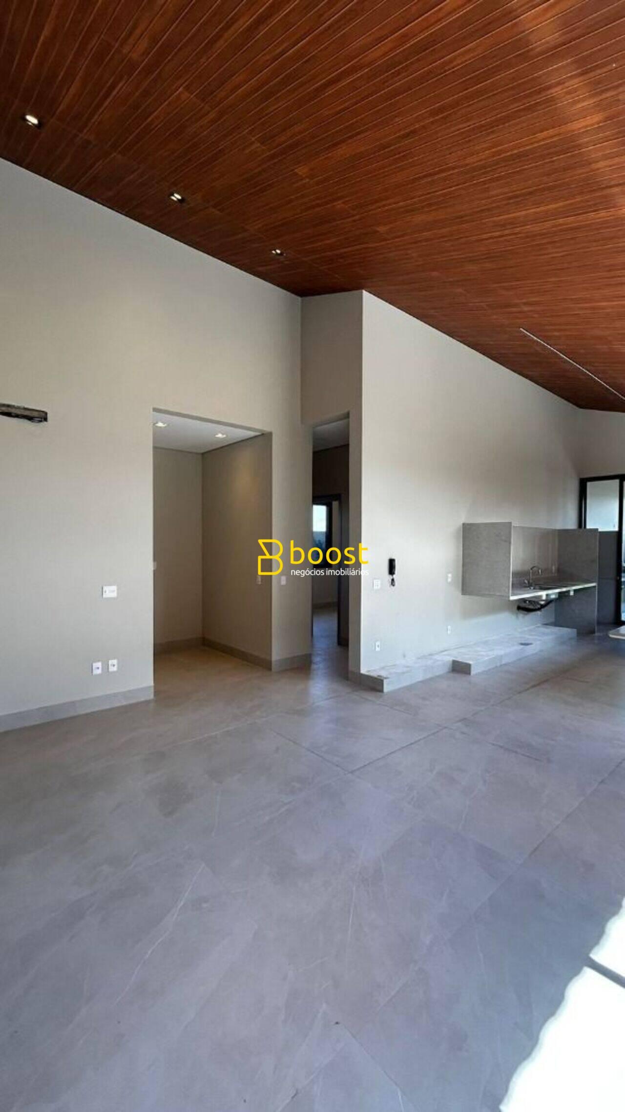Casa com 3 dormitórios à venda, 210 m² por R$ 2.500.000,00 - Condomínio Tamboré Uberlândia - Uberlândia/MG, foto 4