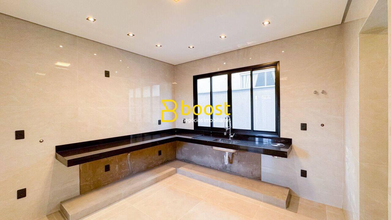 Casa com 3 quartos, 205 m², à venda por R$ 1.950.000 - Condomínio Splêndido - Uberlândia/MG, foto 3