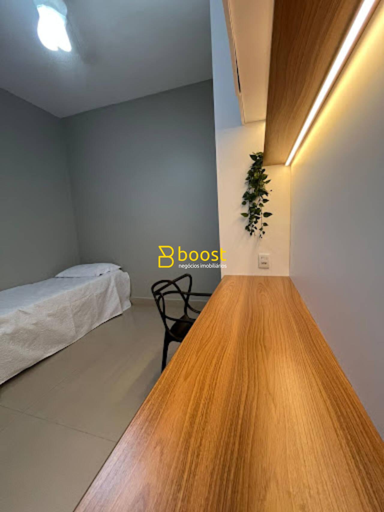 Casa com 3 quartos, à venda por R$ 970.000 - Jardim Botânico - Uberlândia/MG, foto 3