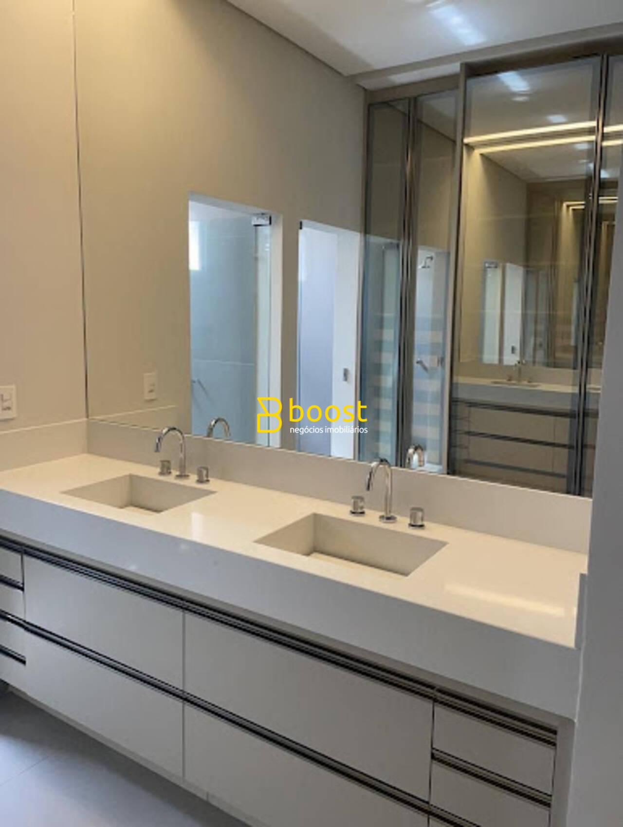 Casa com 3 quartos, 240 m², à venda por R$ 2.200.000 - Condomínio Golden Village - Uberlândia/MG, foto 3